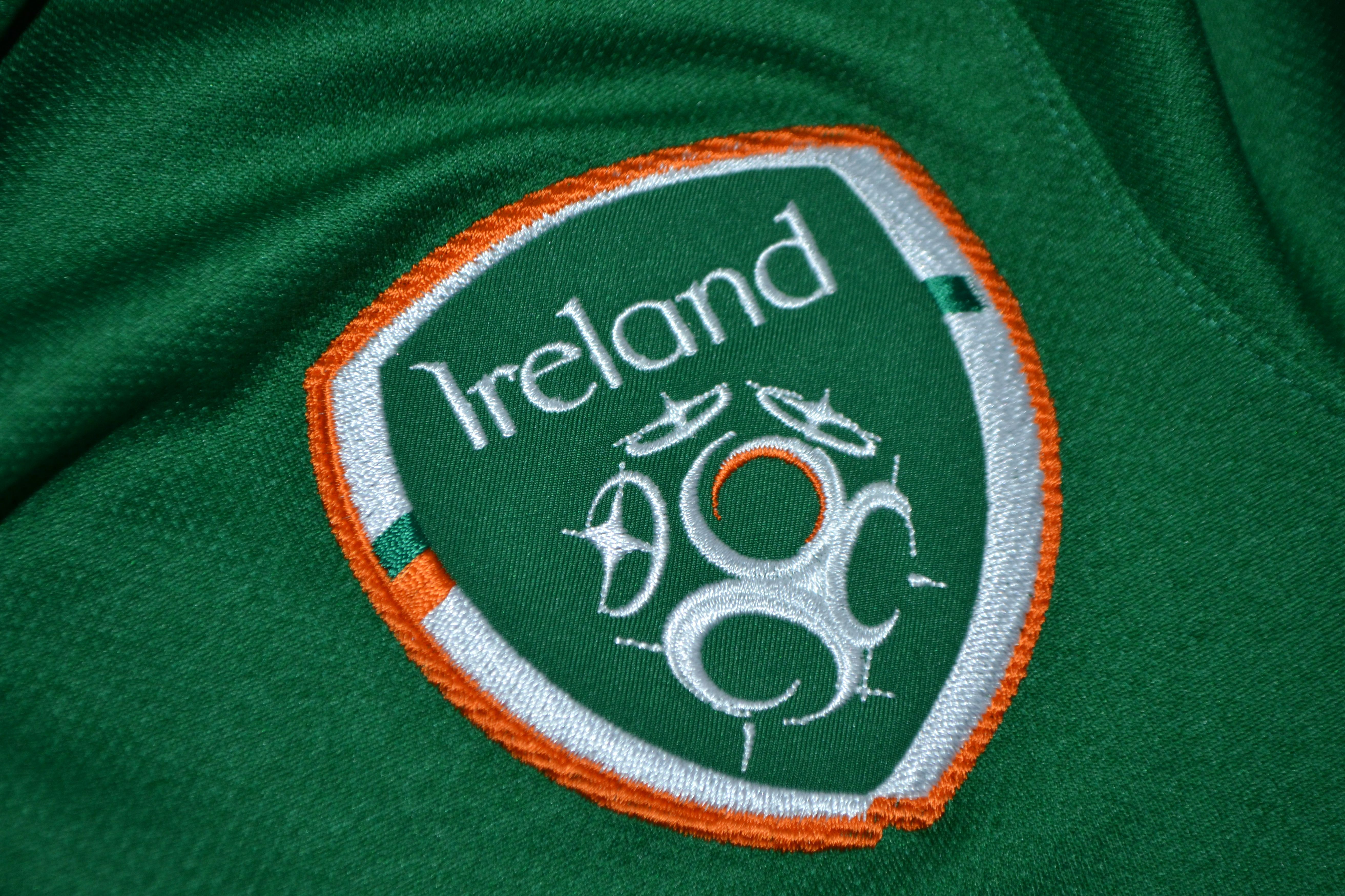 Umbro Republic Of Ireland Eire Home Shirt 2012 2014 Soccer Jersey Size US S / EU 44-46 / 1 - 4 Thumbnail