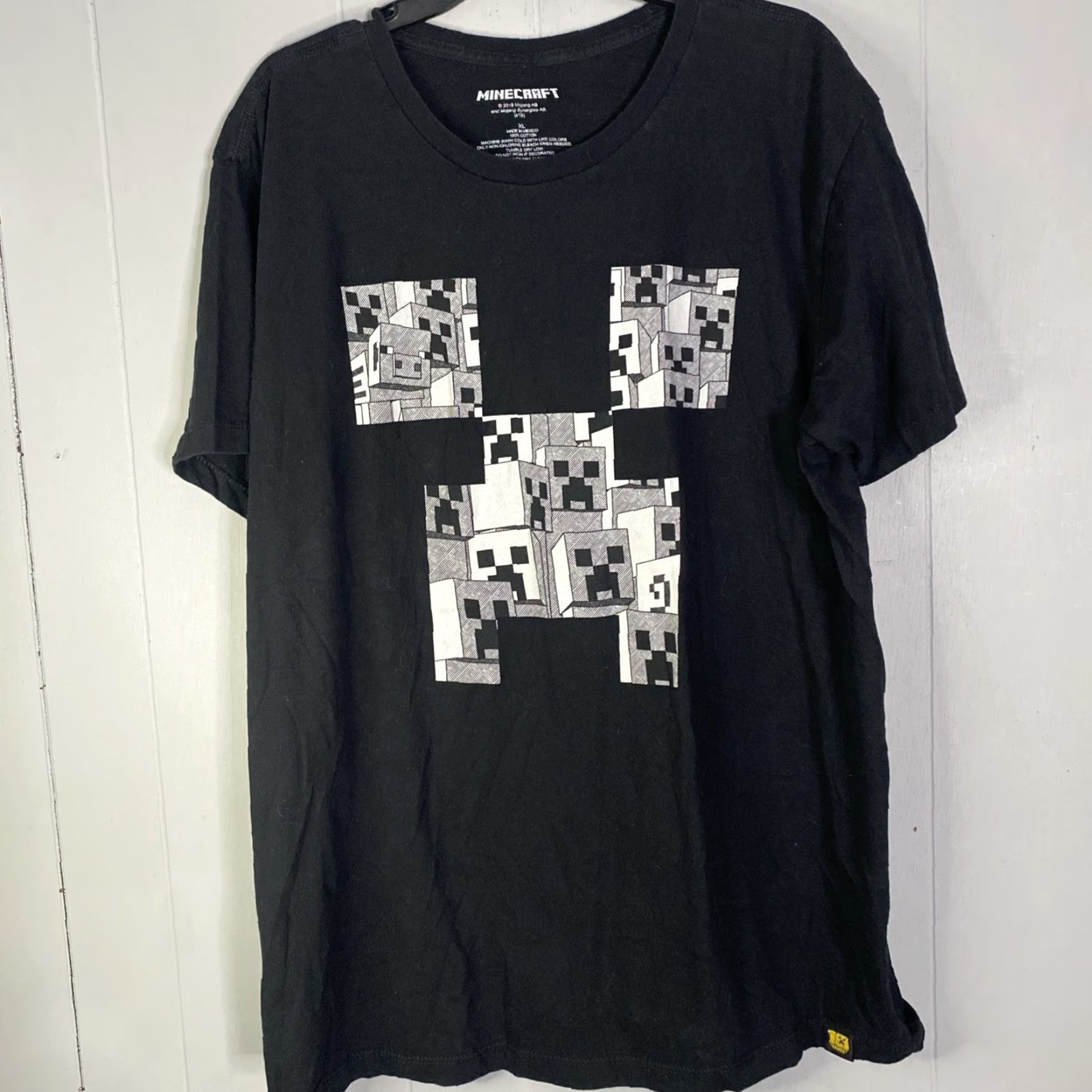Vintage Minecraft Official Mens T Shirt XL Black Blocks Merch 10 Years Size US XL / EU 56 / 4 - 2 Thumbnail