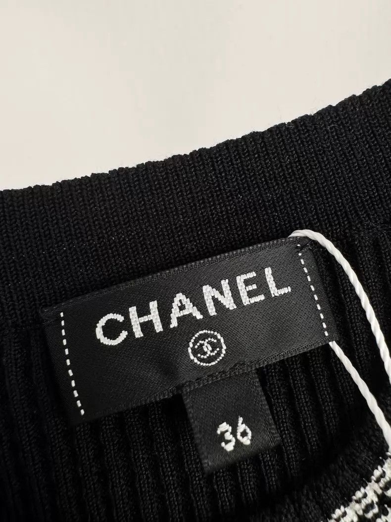 Chanel Chanel Black suspender vest Size XS / US 0-2 / IT 36-38 - 3 Thumbnail