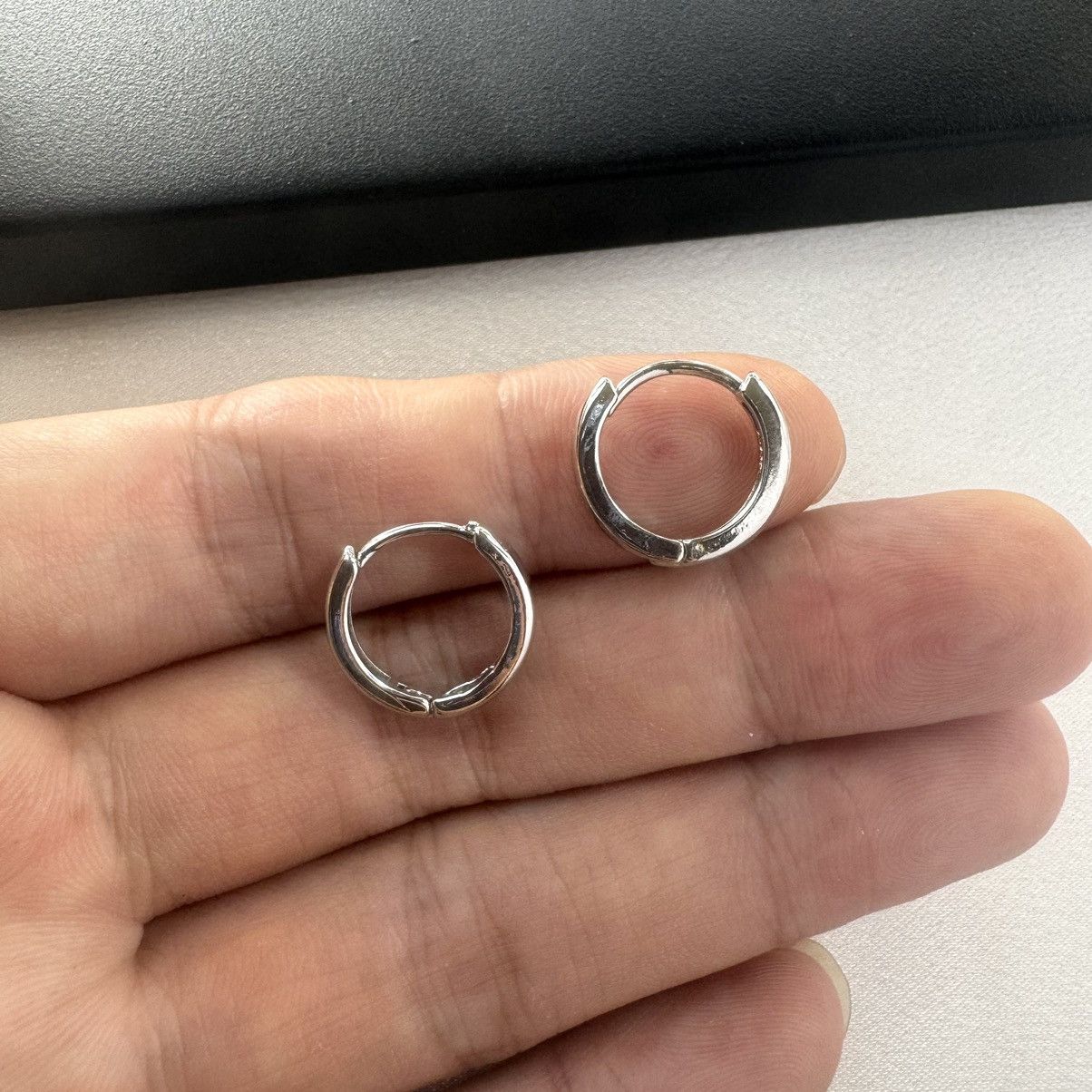 Other 15mm Small Silver Hoop Earrings for Men Women Unisex Style Size ONE SIZE - 5 Thumbnail
