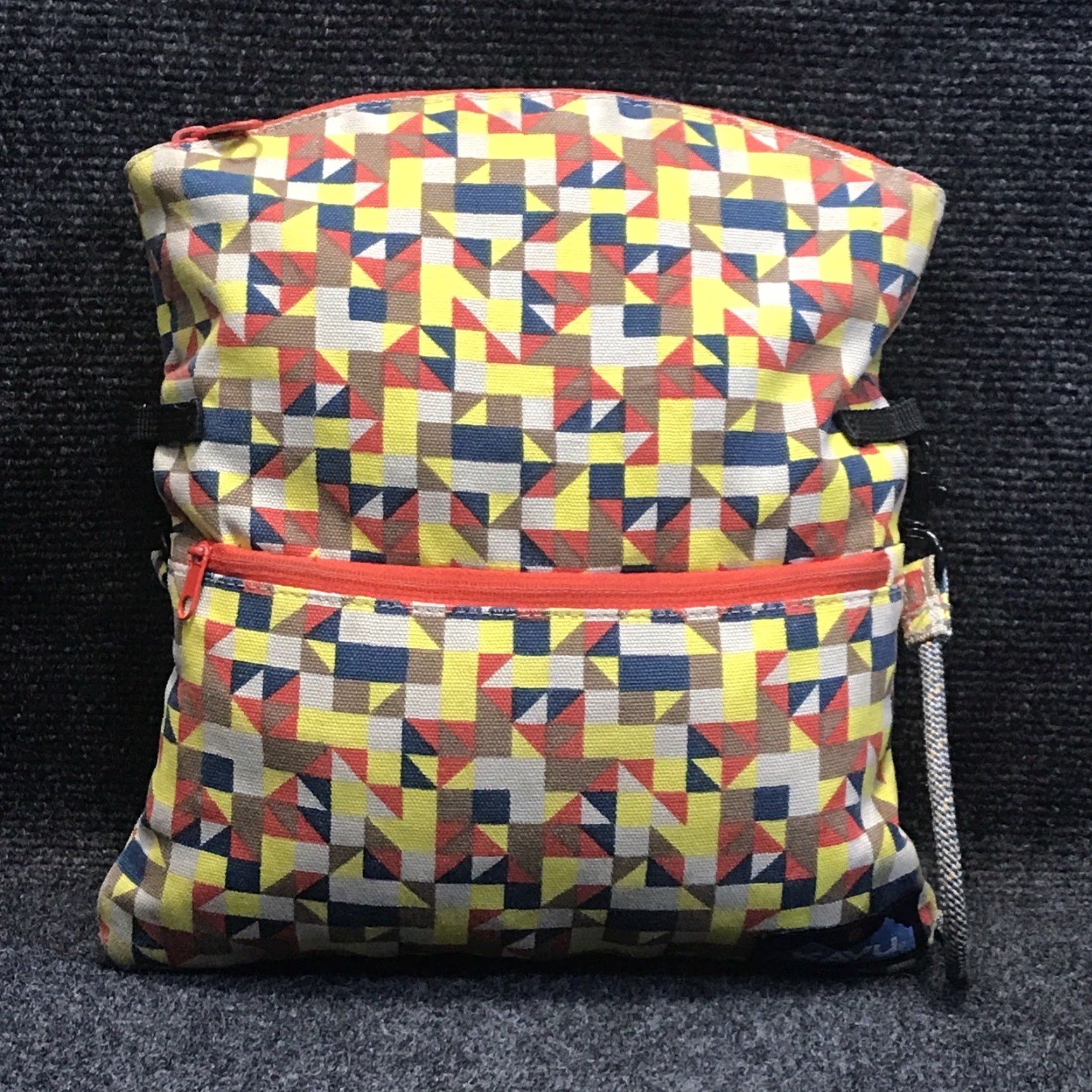 Kavu Slingpack Sling Bag Black Cream Geometric Print Rope Bag! KAVU Slingaling Geometric Desert Mosaic Print Rope Fold Over  main image 3