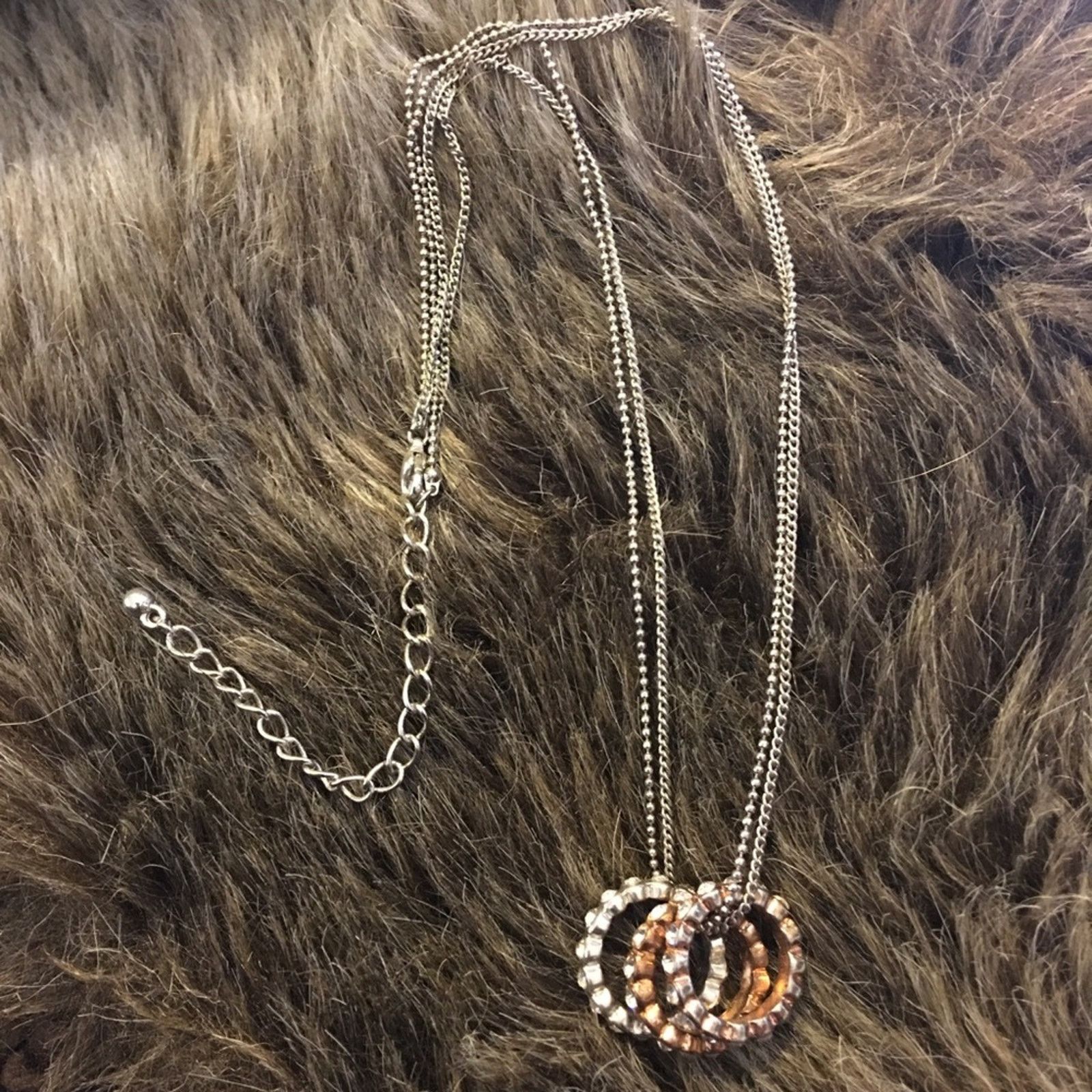Jewelry Tri-tone rhinestone rings on sparkle ball chain Size ONE SIZE - 8 Thumbnail
