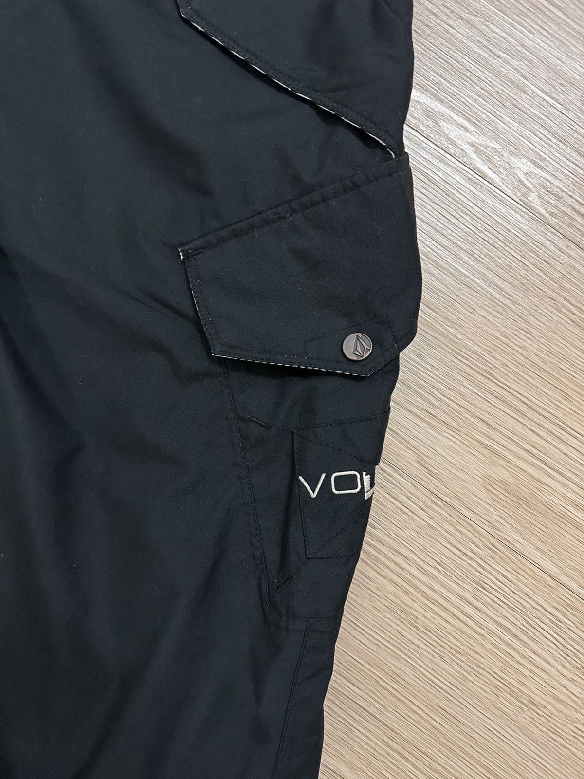 Beauty Beast × Vintage × Volcom Rare Beautiful Vintage Volcom Gorpcore Baggy Parachute Pants Size US 34 / EU 50 - 8 Thumbnail
