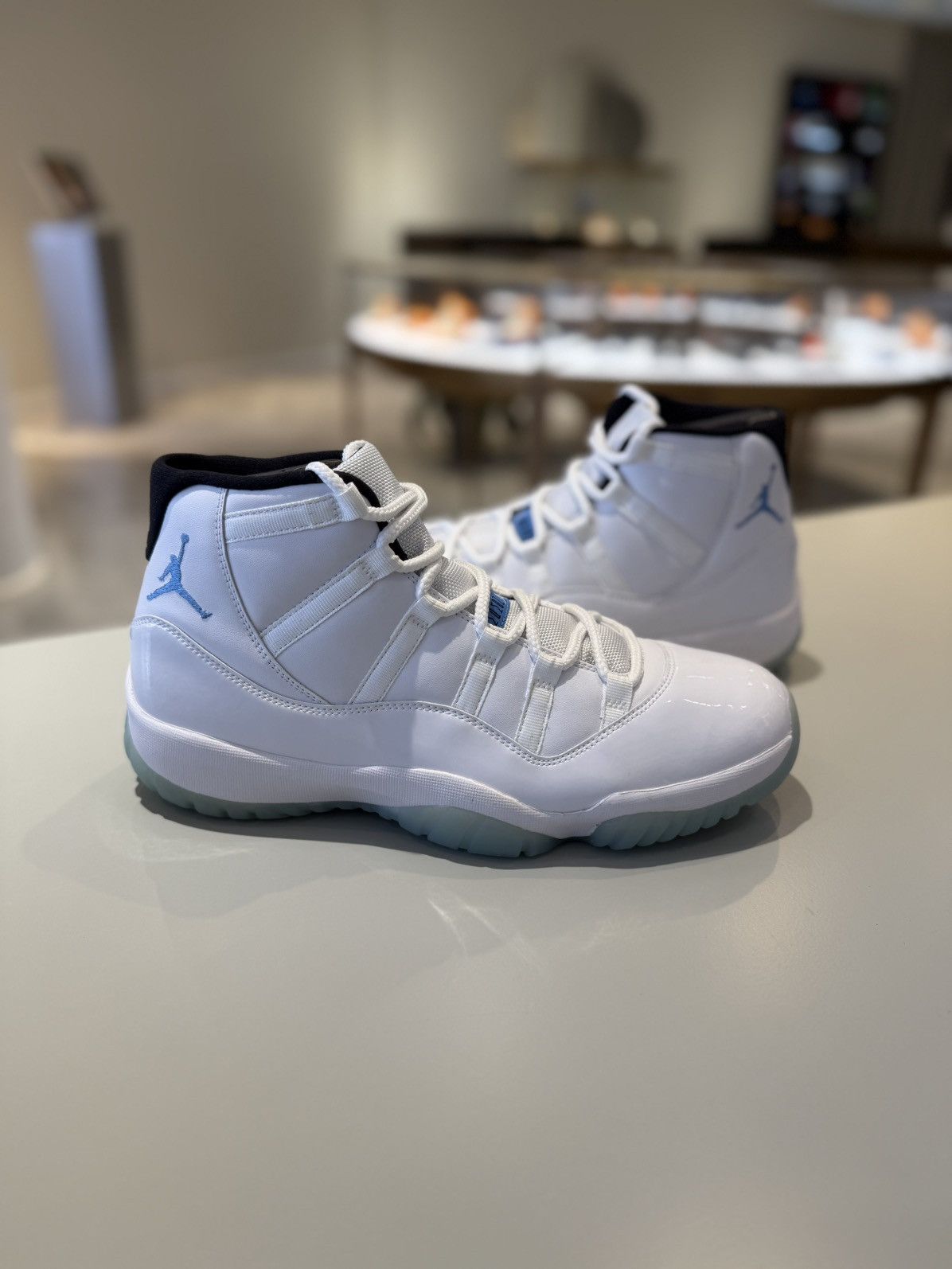 Jordan Brand Air Jordan 11 Retro Legend Blue (2014) Size US 11.5 / EU 44-45 - 1 Thumbnail