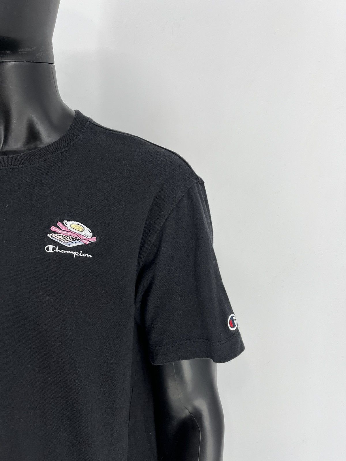 Champion Vintage Y2K Champion Humor Logo Streetwear T- Shirt Size US XL / EU 56 / 4 - 6 Thumbnail
