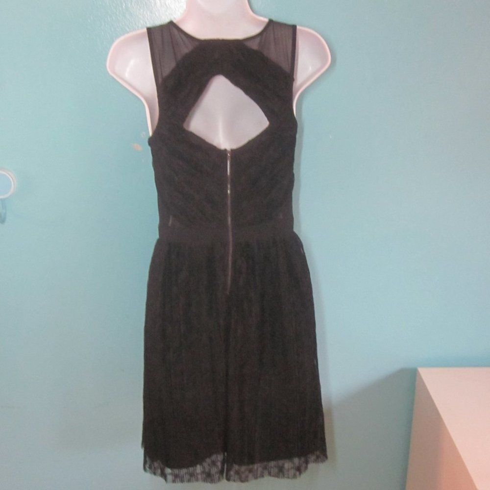Guess Guess Black Lace Dress Size 2 Size XS / US 0-2 / IT 36-38 - 4 Thumbnail