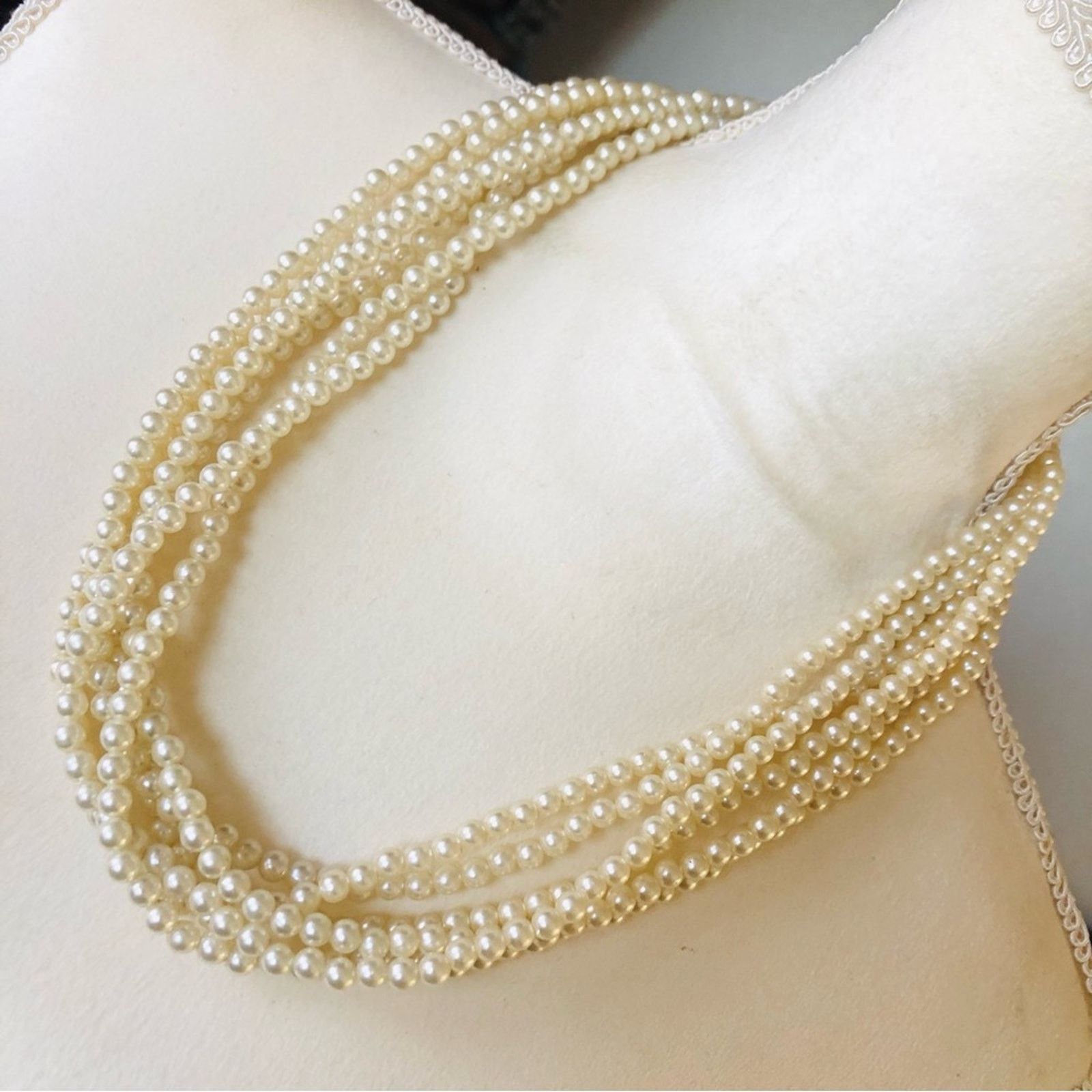 Vintage Vintage 6 strand cream pearl necklace Size ONE SIZE - 1 Thumbnail