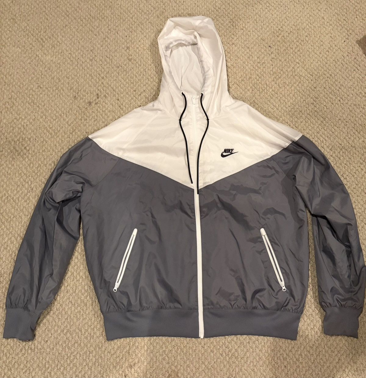 Nike Nike Windrunner Men’s Hooded Jacket Size US L / EU 52-54 / 3 - 1 Thumbnail