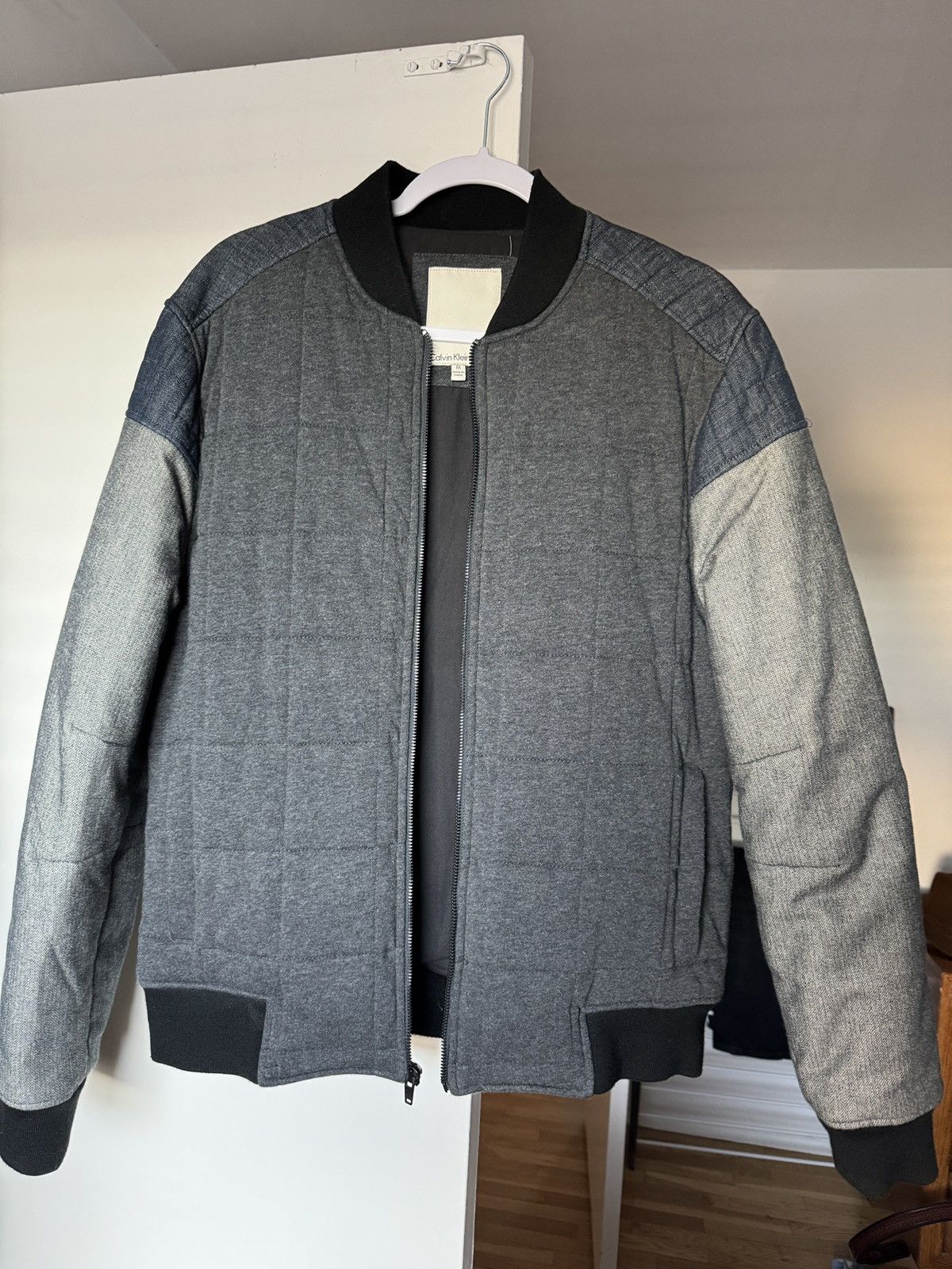 Calvin Klein Calvin Klein Quilted Bomber Jacket Size US M / EU 48-50 / 2 - 3 Thumbnail