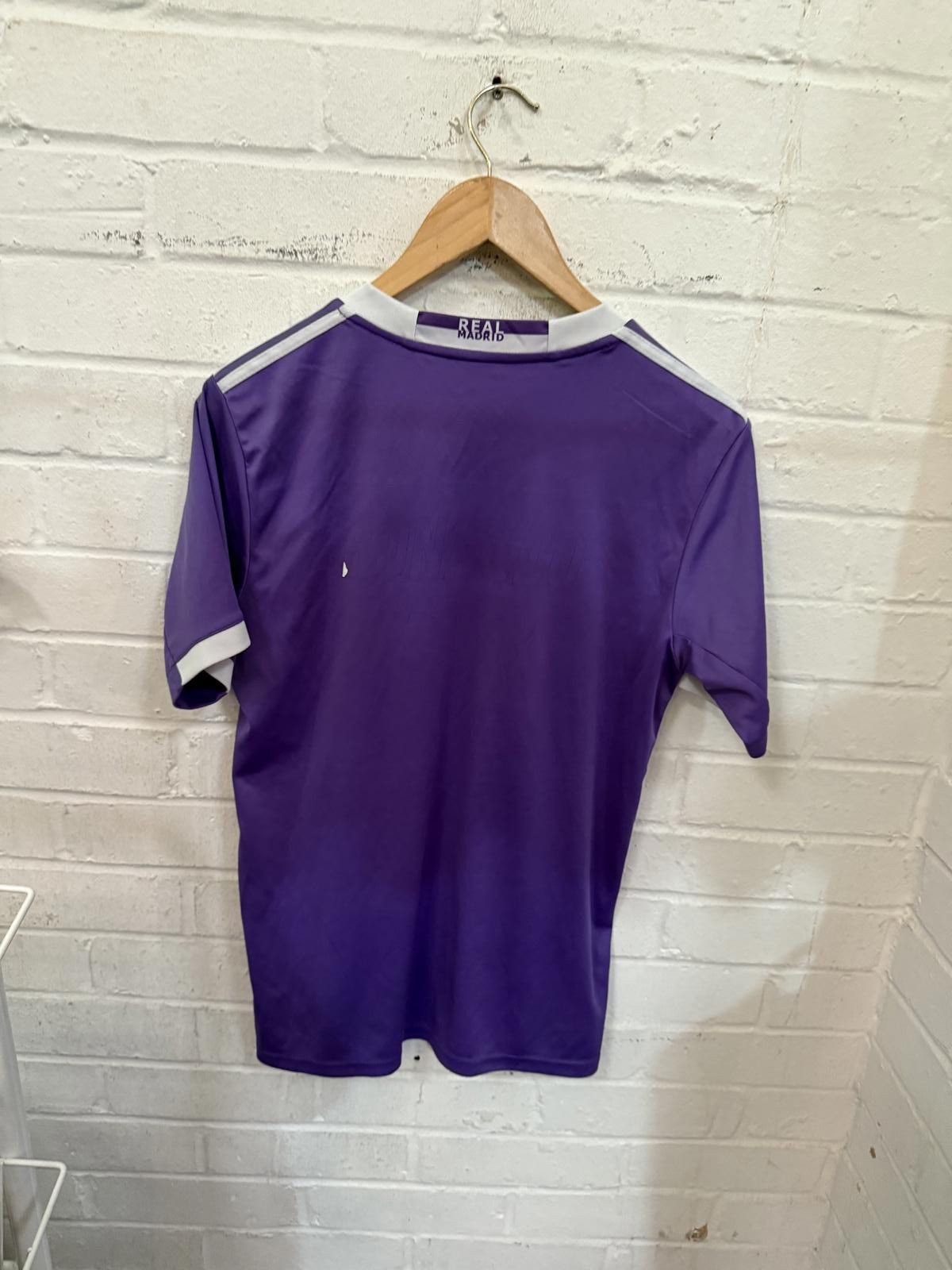 Adidas Real Madrid Purple Soccer Jersey Size US S / EU 44-46 / 1 - 2 Thumbnail