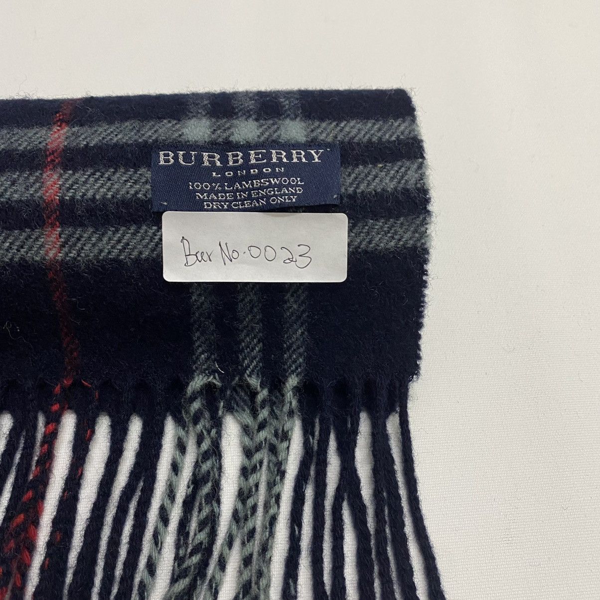 Burberry BURBERRYS SCARF MUFFLER BUR023 Size ONE SIZE - 8 Thumbnail