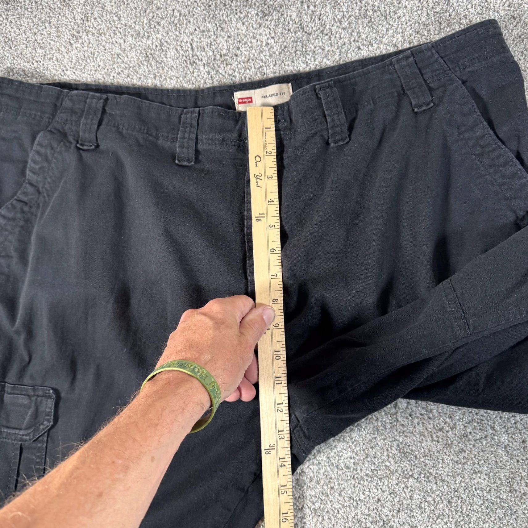 Wrangler Wrangler Cargo Pants Mens 44x30 Black Relaxed Fit Stretch Work Utility Pockets Pants Size US 44 / EU 60 - 5 Thumbnail