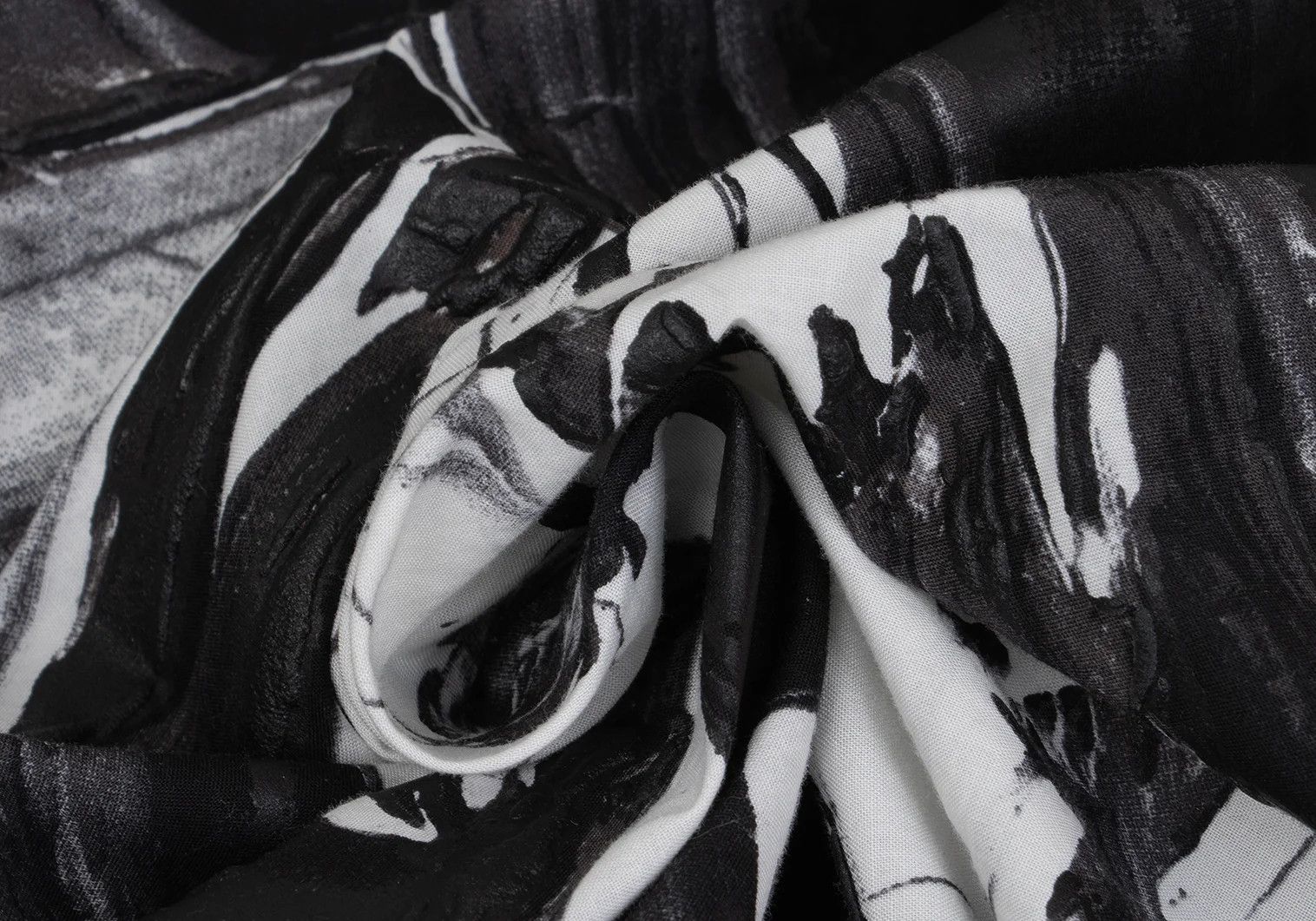 Issey Miyake Cotton Paint Design Short Sleeve Shirt in Black and White Size US S / EU 44-46 / 1 - 11 Thumbnail