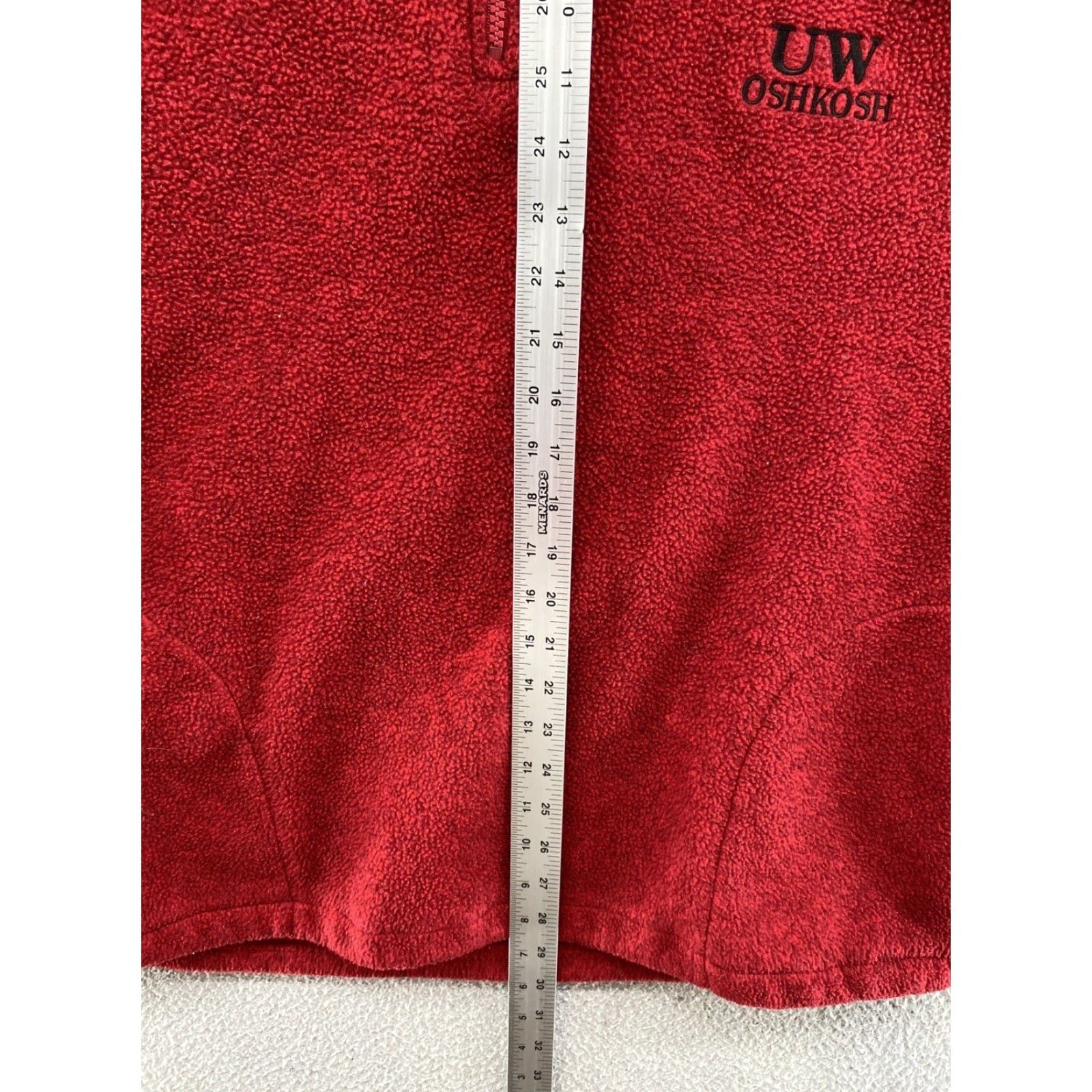 Vintage VINTAGE University of Wisconsin UW Oshkosh Polartec Fleece 1/4 Zip Jacket Size Large Mens Red Size US L / EU 52-54 / 3 - 6 Thumbnail