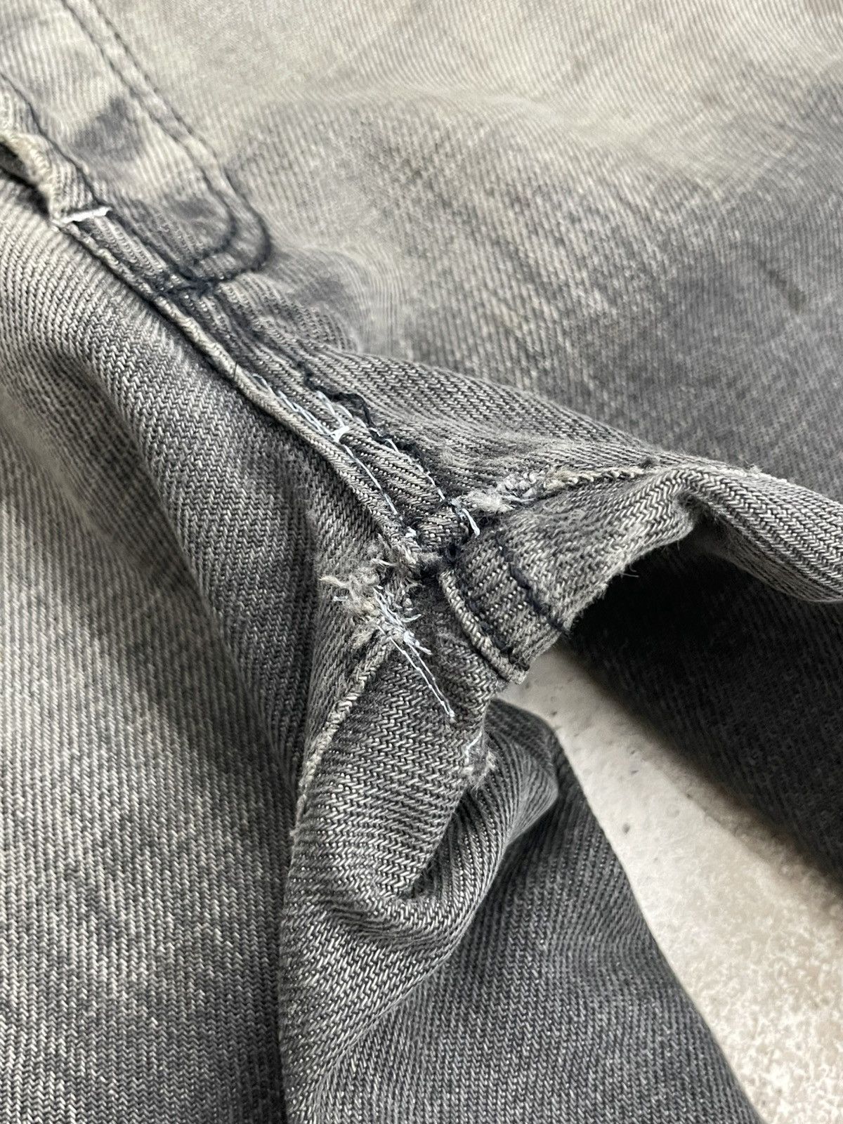 Emporio Armani Emperio Armani Distress Repaired Two Tone Denim Buttonfly Size US 35 - 7 Thumbnail