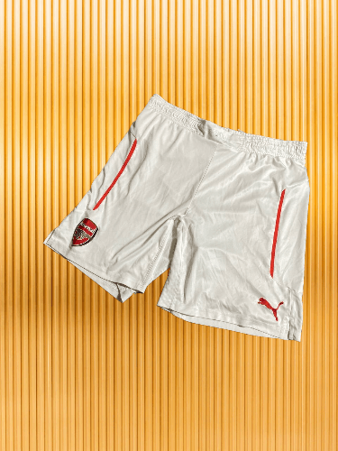 Puma × Vintage Puma sportwear Soccer Shorts size M Size US 32 / EU 48 - 1 Thumbnail