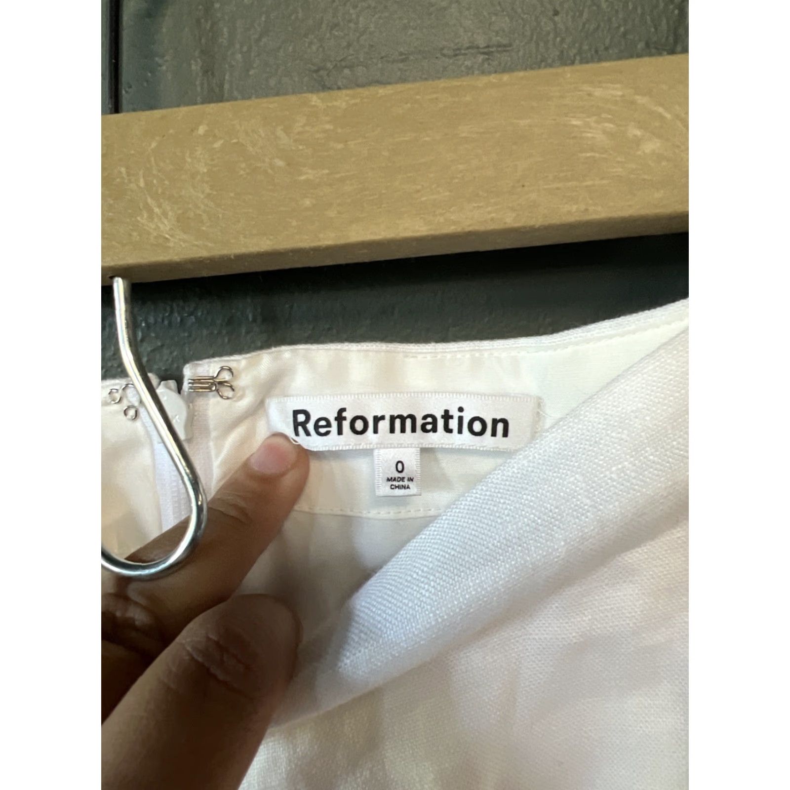 Reformation Reformation Womens White Linen Skirt Size 0 Size 25" / US 0 / IT 36 - 4 Thumbnail