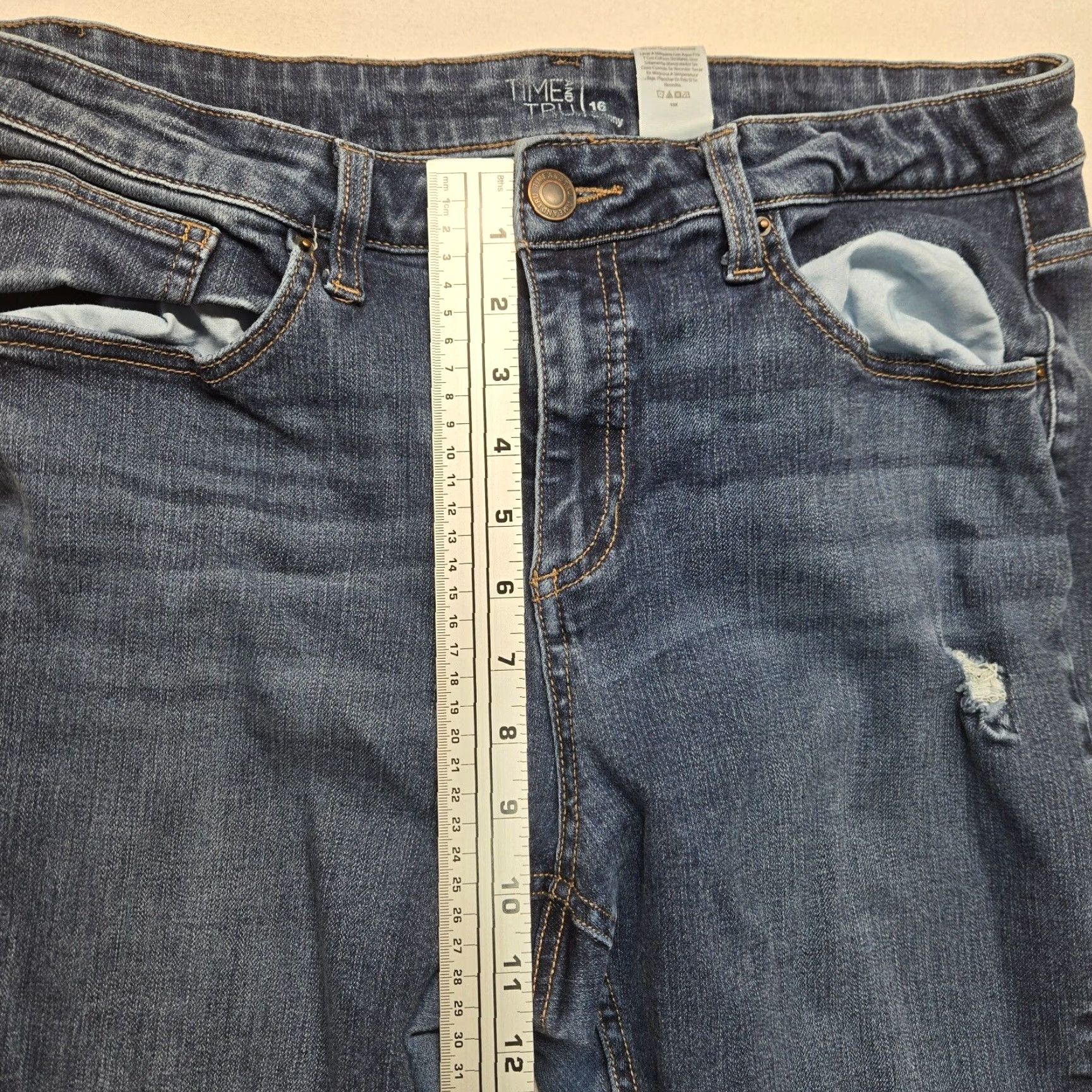 Vintage Time And Tru Jeans Denim Blue Dark Wash Skinny Mid Rise 16 Regular Women Blue Stretch Pockets 2010s Jeans Women Size 38" / US 16 / IT 52 - 6 Thumbnail