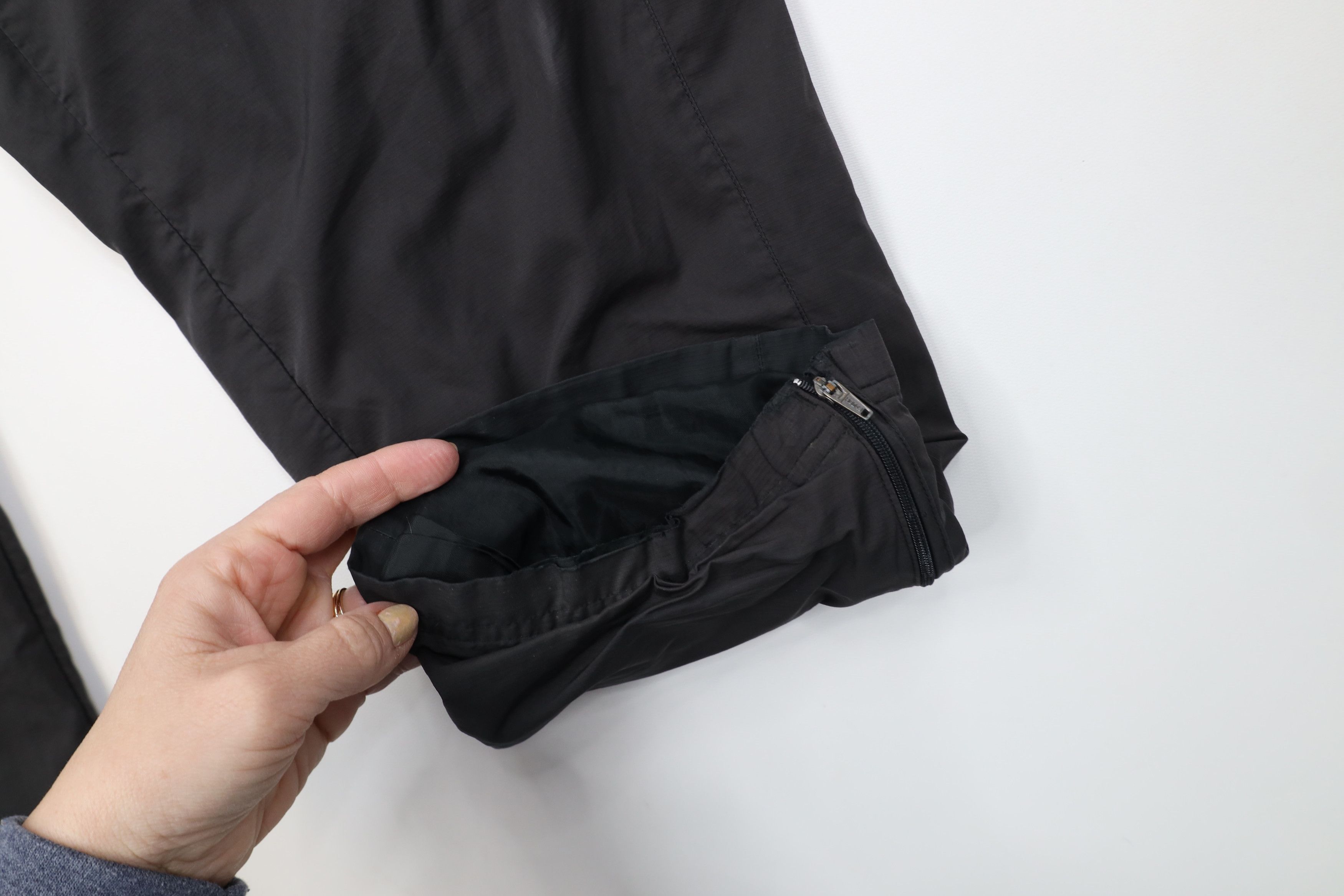 Adidas Vintage Y2K 2006 Adidas Lined Wide Leg Windbreaker Pants Size US 36 / EU 52 - 5 Thumbnail