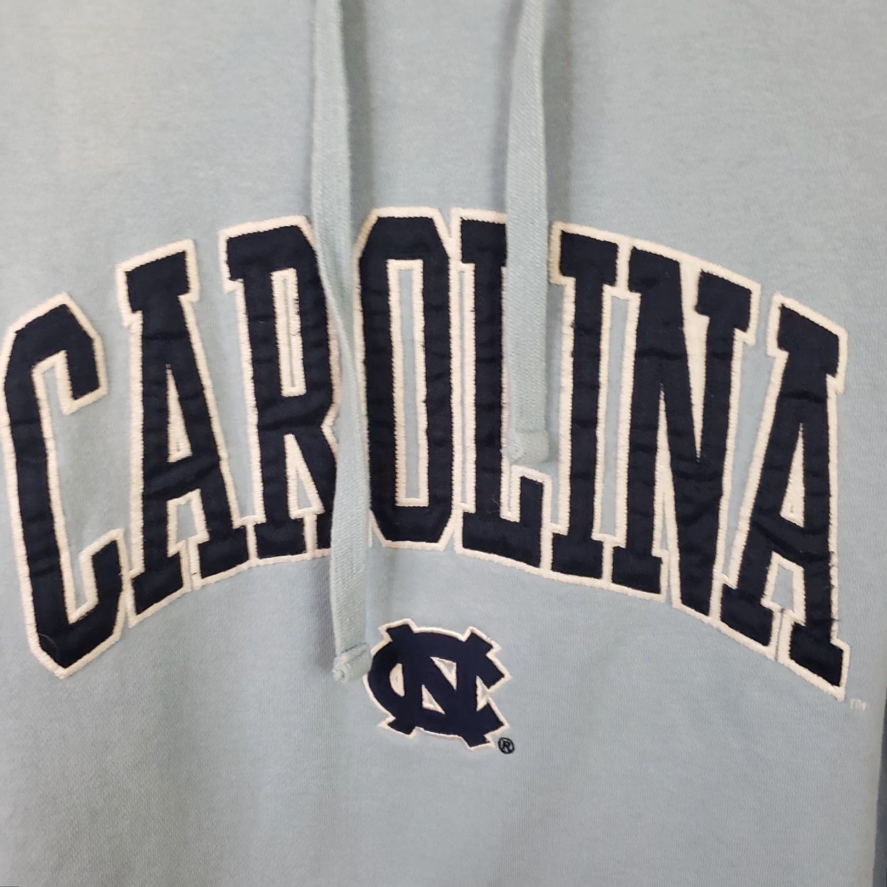 Vintage J. America Men's M Pullover Hoodie Blue Long Sleeve Cotton NC Tar Heels Embroidered Logo College Sports Basketball Size US M / EU 48-50 / 2 - 4 Thumbnail