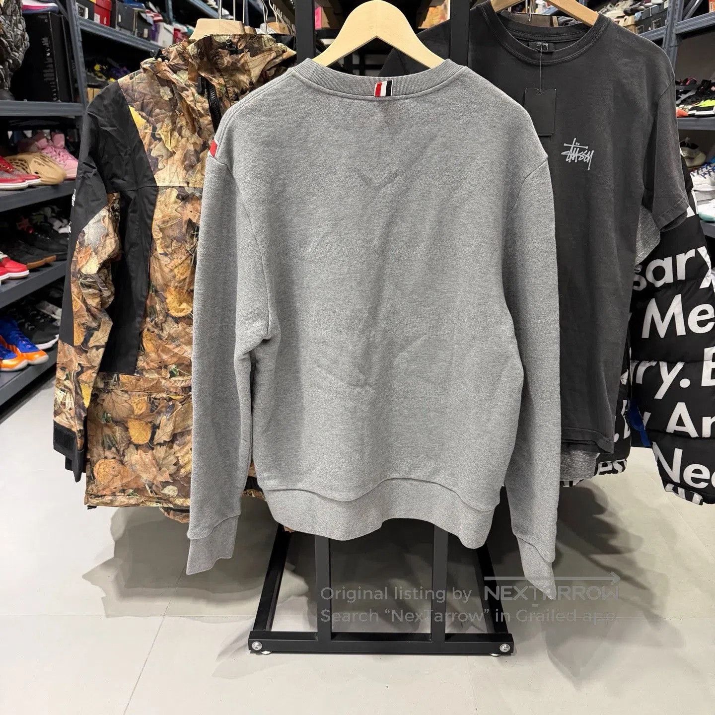 Thom Browne Thom Browne TB Classic Stripe Crewneck Sweatshirt. Size US L / EU 52-54 / 3 - 9 Thumbnail