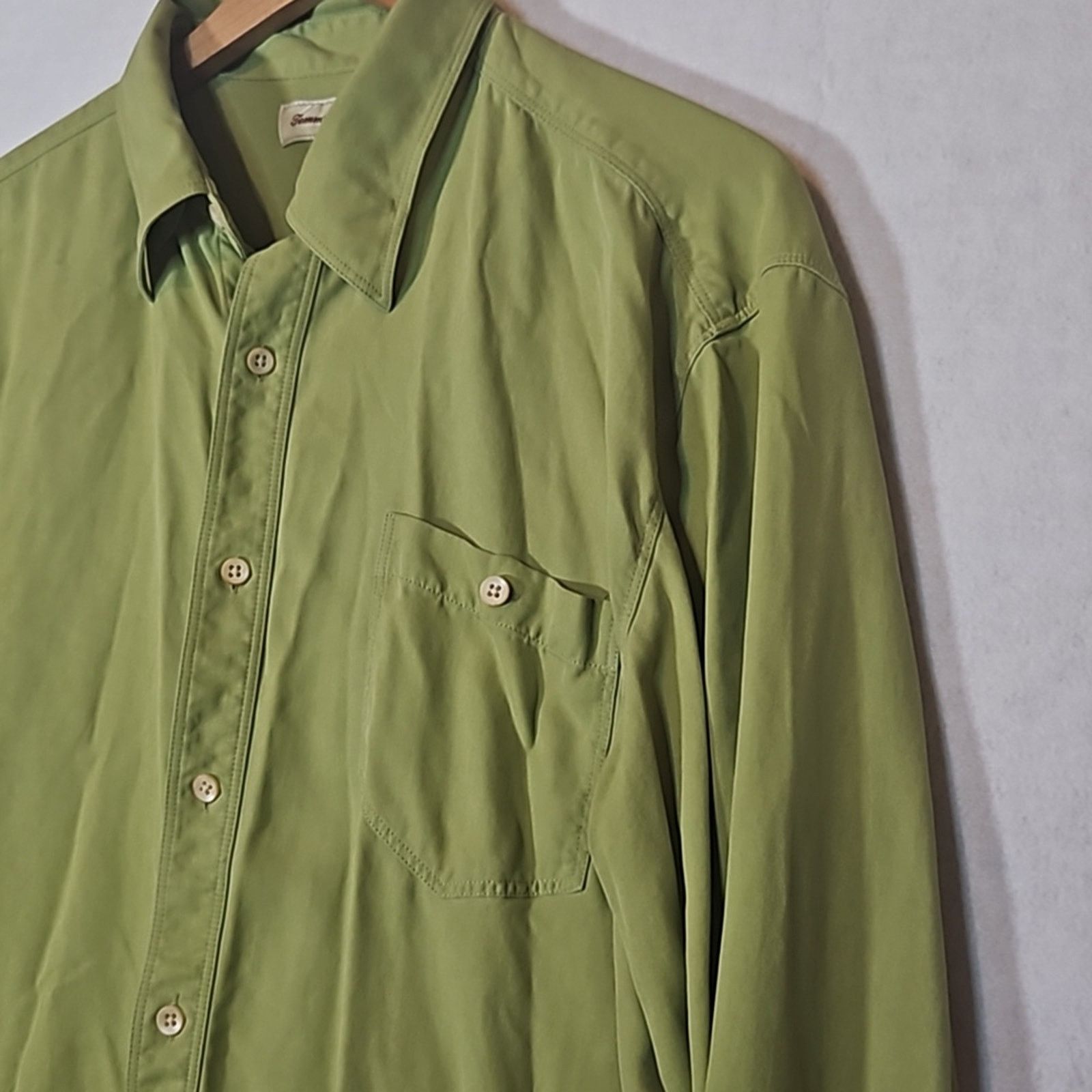Tommy Bahama Tommy Bahama Lime Green Silk Button Down Long Sleeve Shirt Size US XL / EU 56 / 4 - 2 Thumbnail