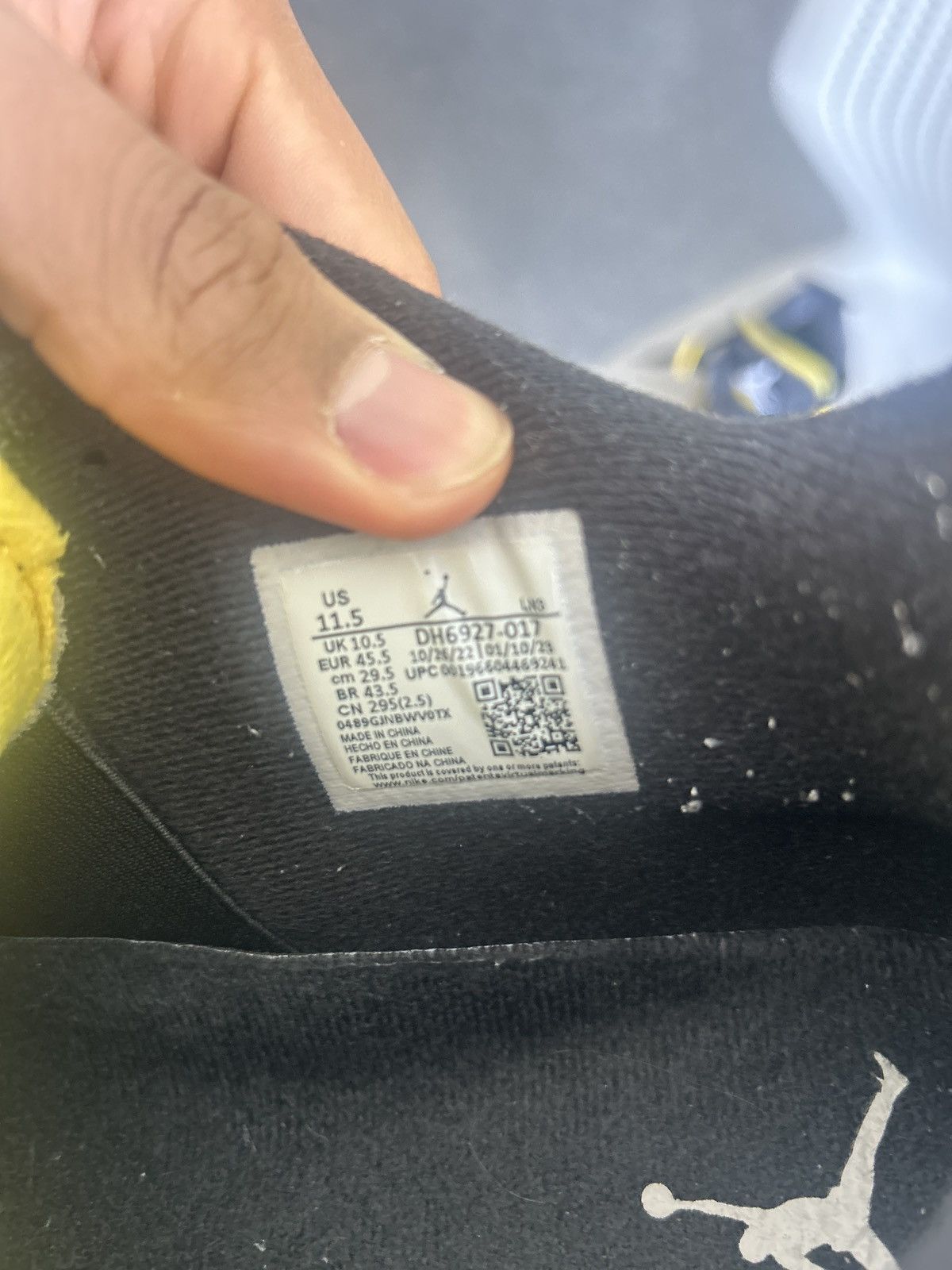 Jordan Brand Jordan 4 Lightning Size US 11.5 / EU 44-45 - 6 Thumbnail