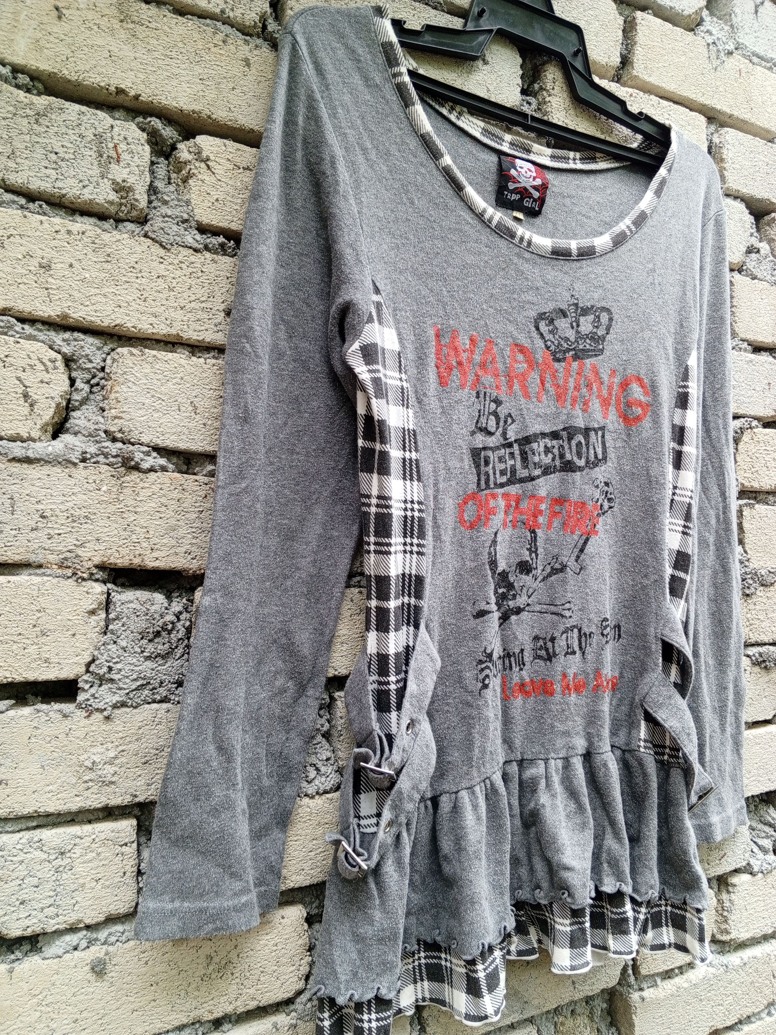 Japanese Brand {💥 PUNK JAPAN💥 }Trop girl warning punk skull Size XS / US 0-2 / IT 36-38 - 4 Thumbnail