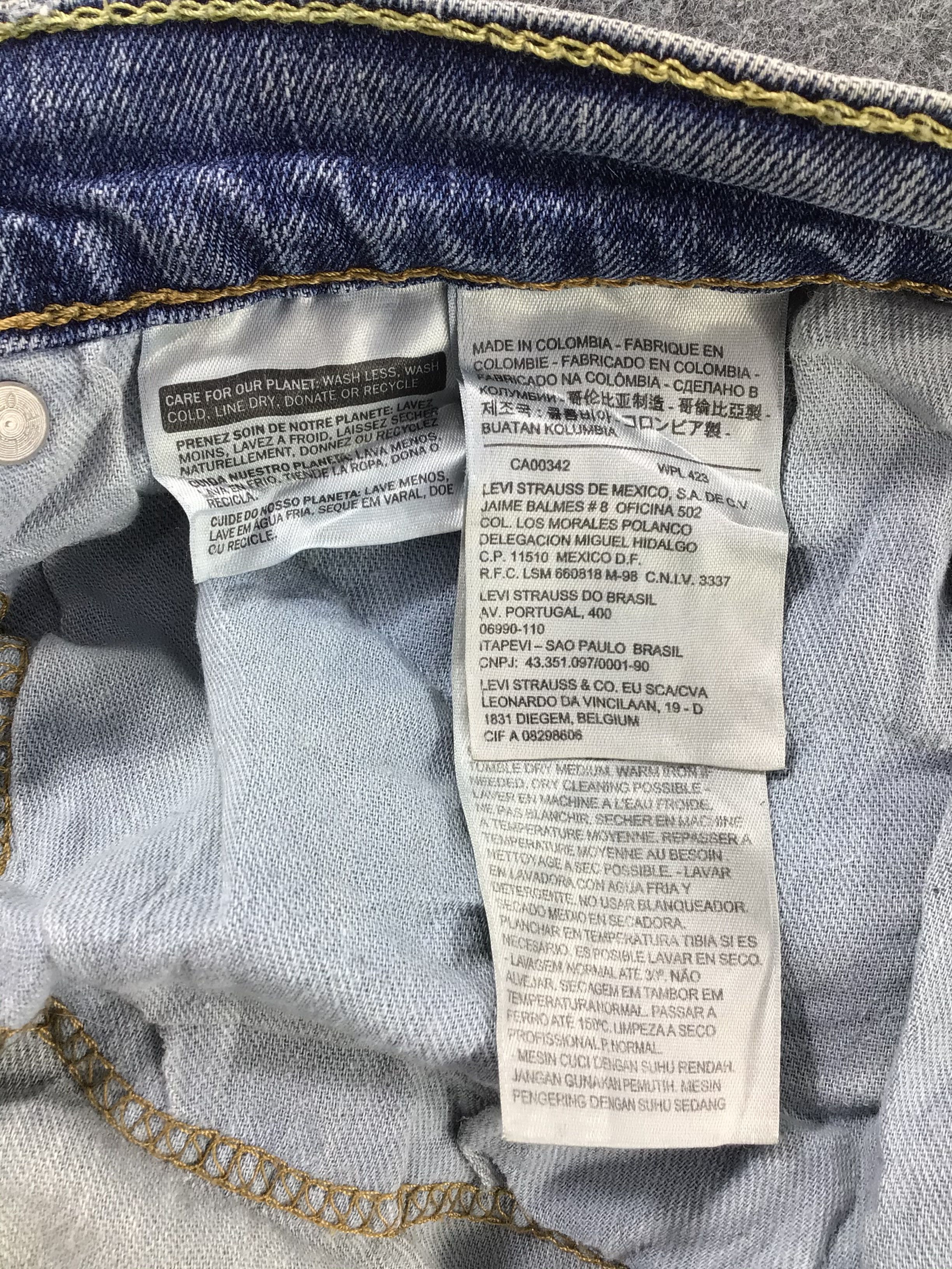 Levi's Vintage Levis 559 Jeans-JM571 Size US 35 - 9 Thumbnail