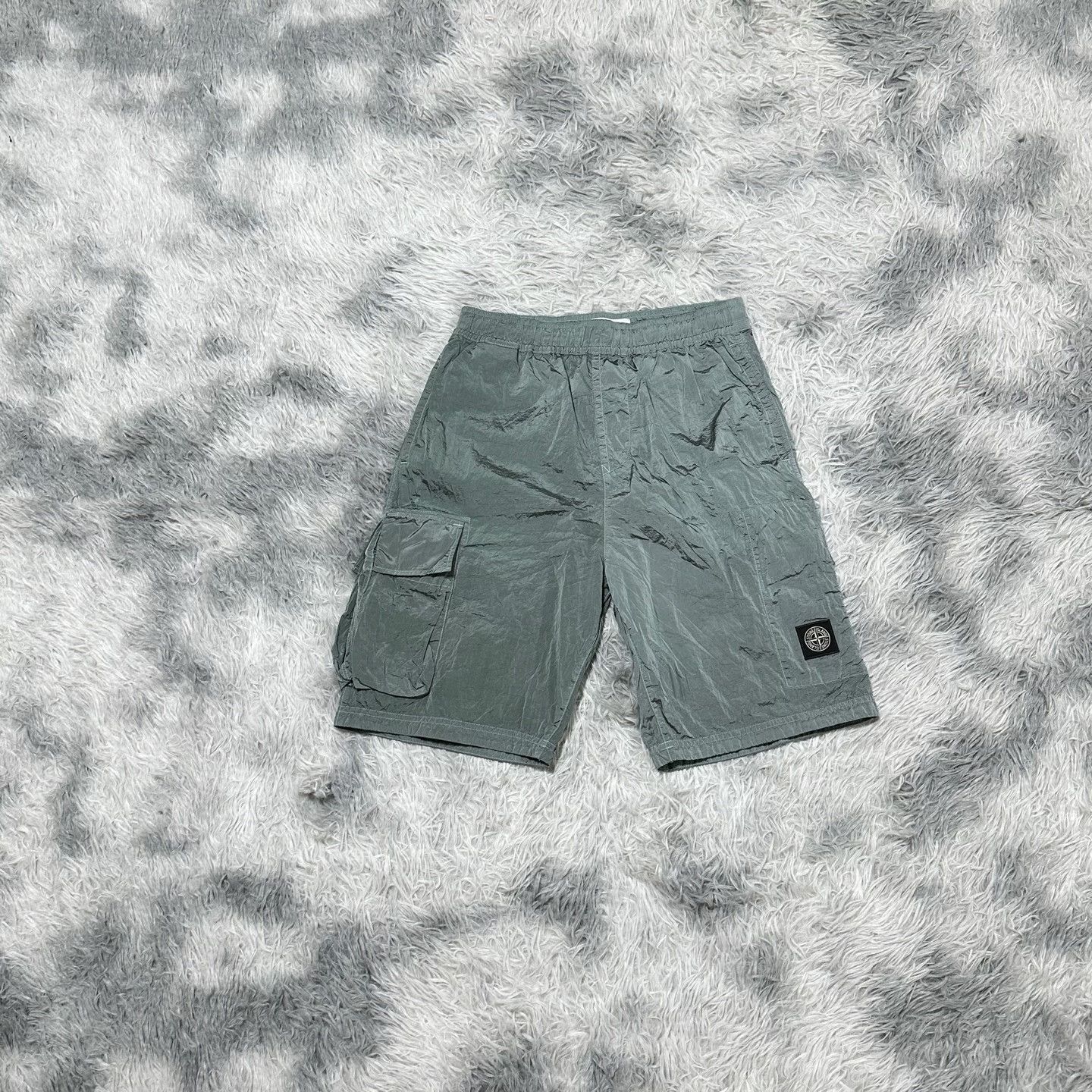 Stone Island Stone Island Metal Nylon Cargo Shorts Size US 29 - 1 Thumbnail