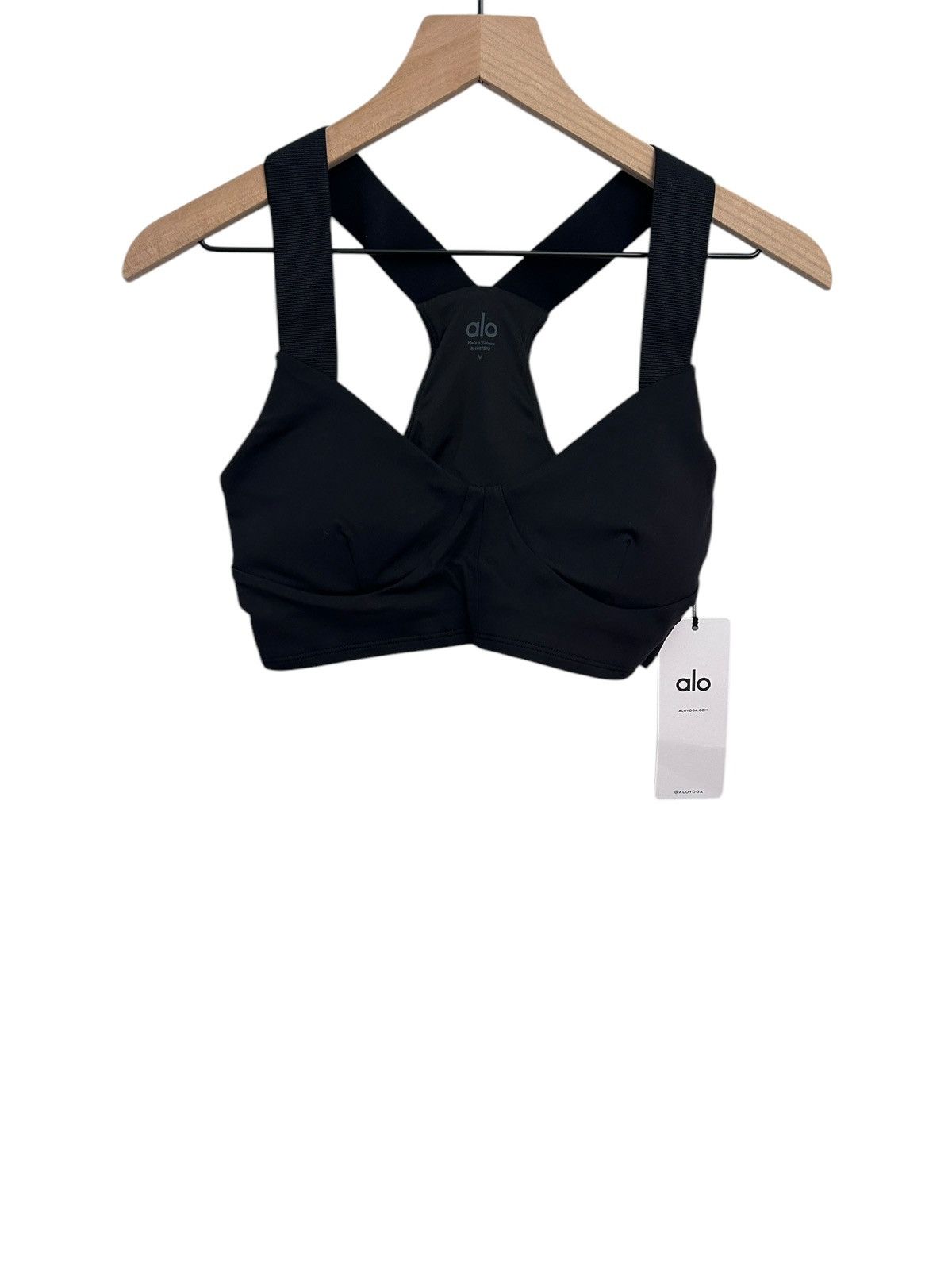 Alo Yoga Alo Yoga Airbrush Rev It Up Bra Black Size M NWT Authentic Size M / US 6-8 / IT 42-44 - 5 Thumbnail