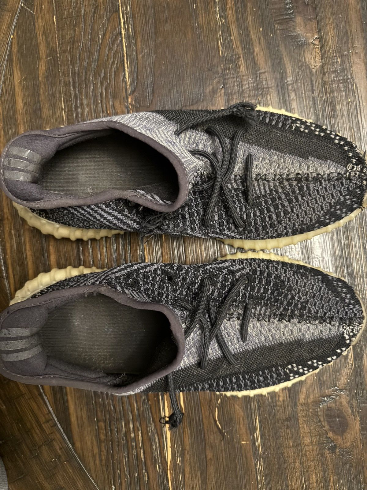 Yeezy Yeezy Carbon boost V2 350 Size US 9.5 / EU 42-43 - 4 Thumbnail
