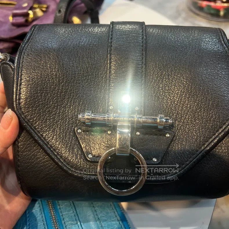Givenchy Givenchy Black leather clutch (made in Italy) Size ONE SIZE - 1 Thumbnail