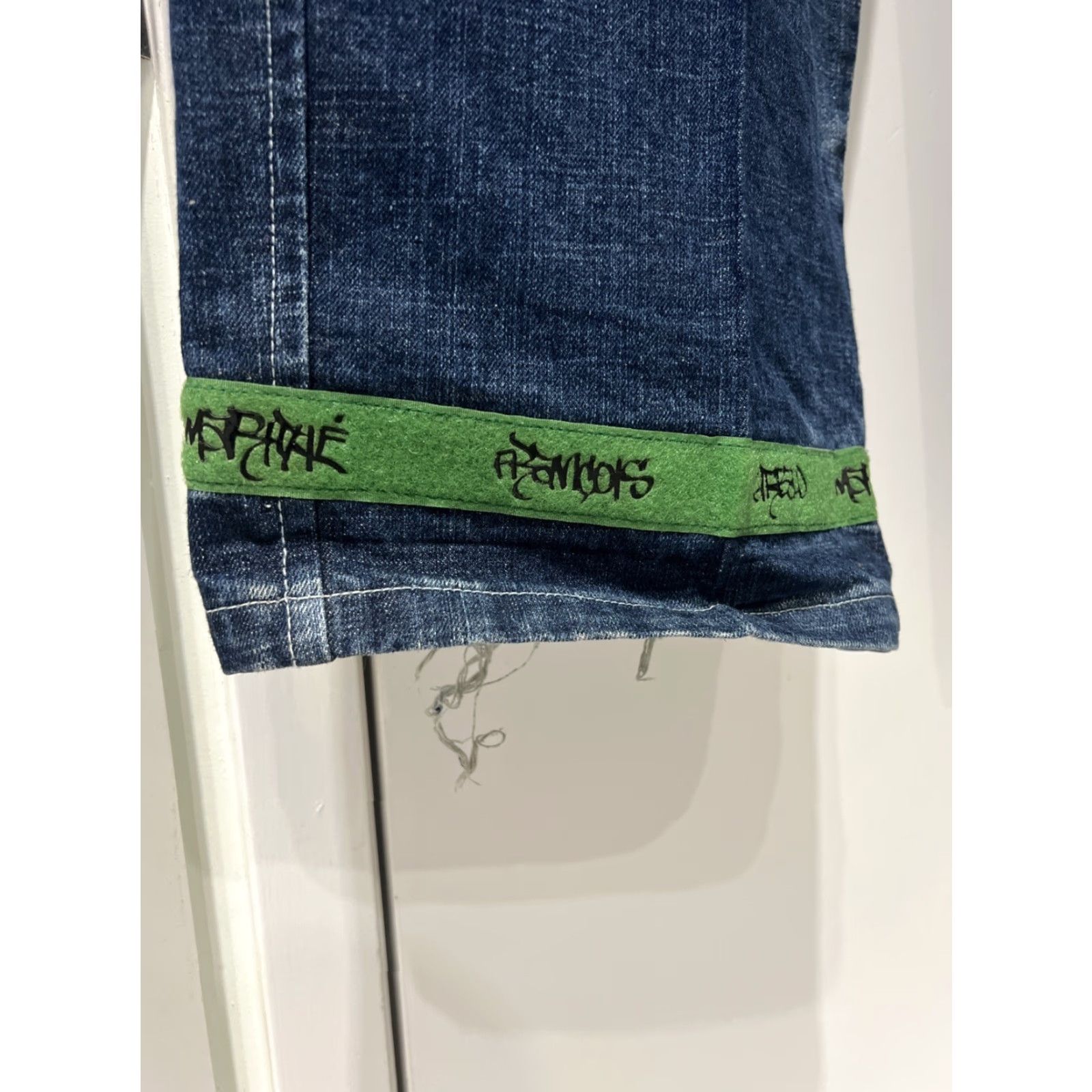 Denime VINTAGE Girbaud Jeans Denim Spellout Graffiti 90s Wide-Leg Size 38 Blue Men's Regular 38in Inseam Distressed Rare Size US 38 / EU 54 - 2 Thumbnail