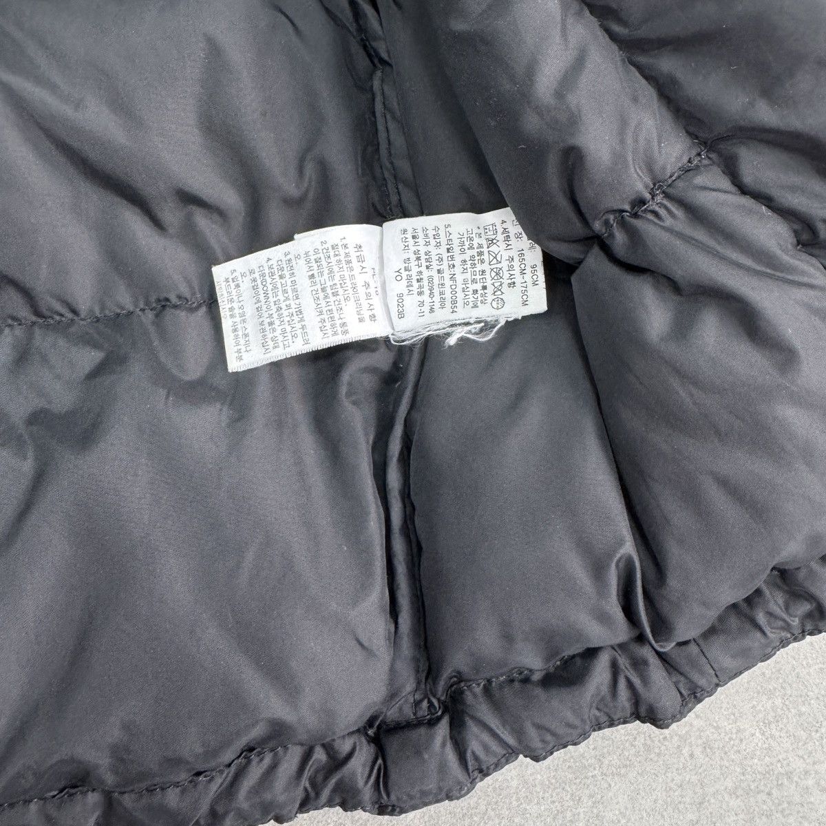 The North Face The North Face Nuptse TNF Puffer Down Jacket Hooded Men Y2K Size US M / EU 48-50 / 2 - 15 Thumbnail
