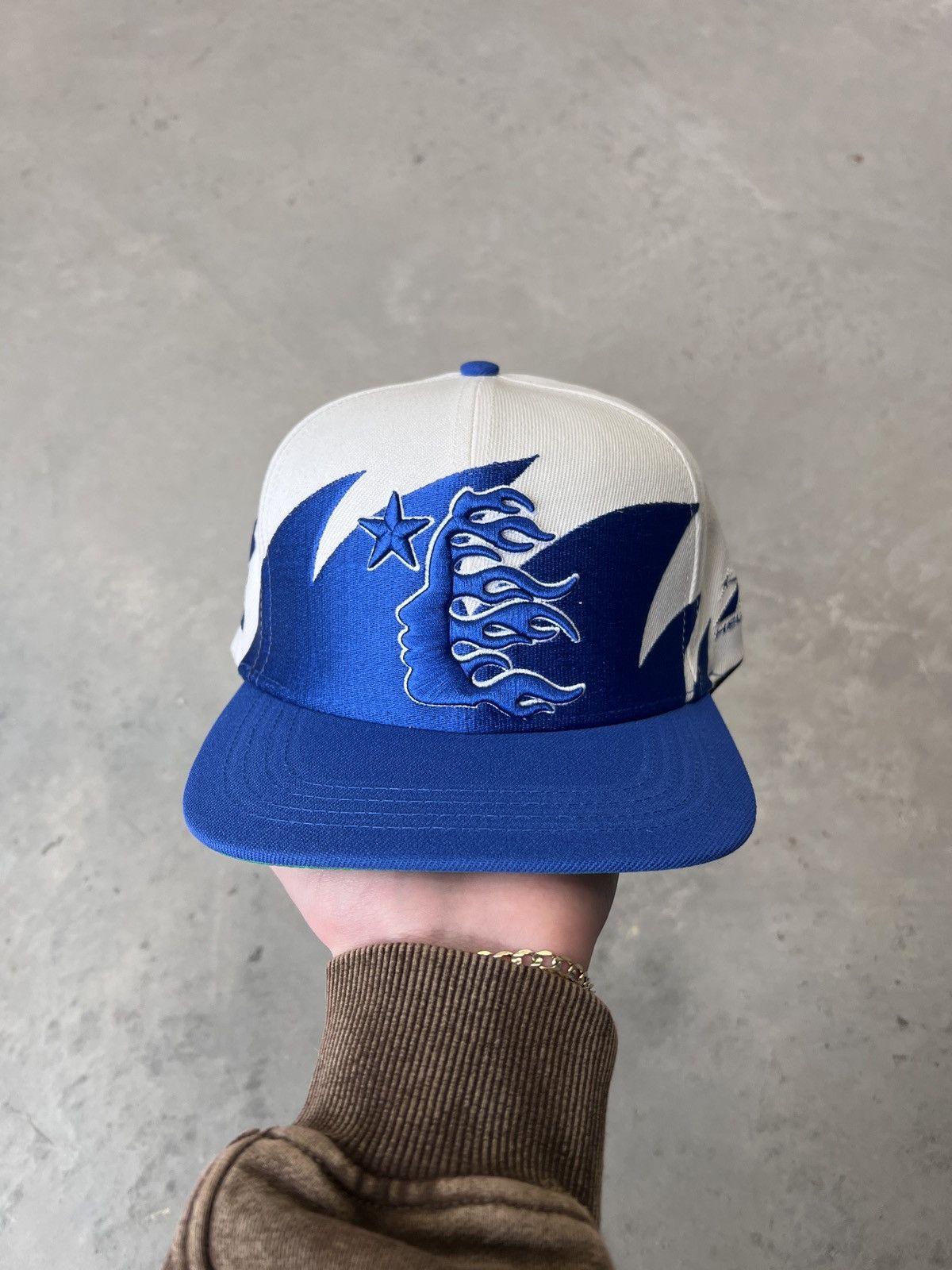 image of Hellstar Shark Teeth Snapback Hat Off White / Royal Blue, Men's