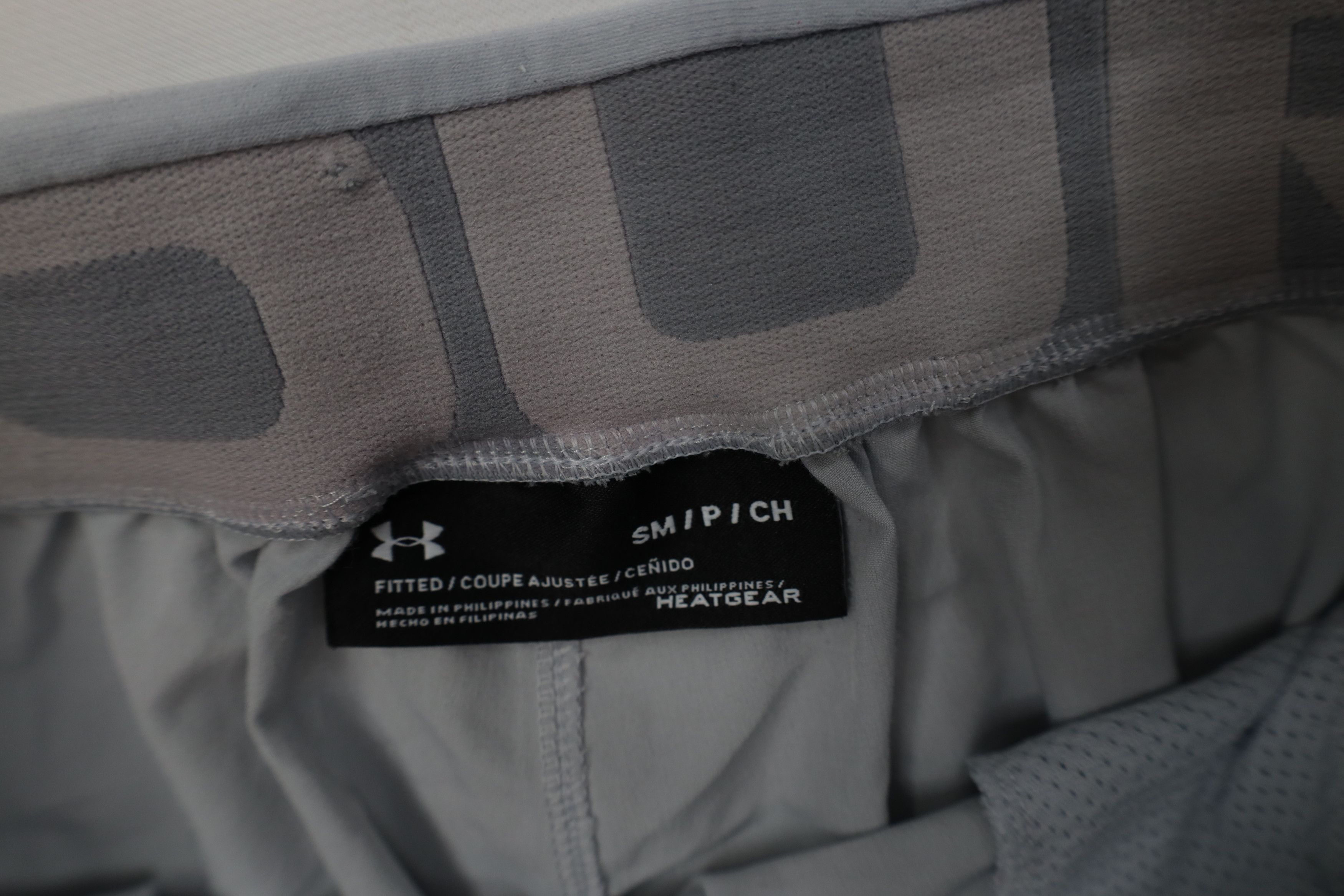 Under Armour Under Armour HeatGear Above Knee Running Gym Shorts Gray Size US 30 / EU 46 - 8 Thumbnail