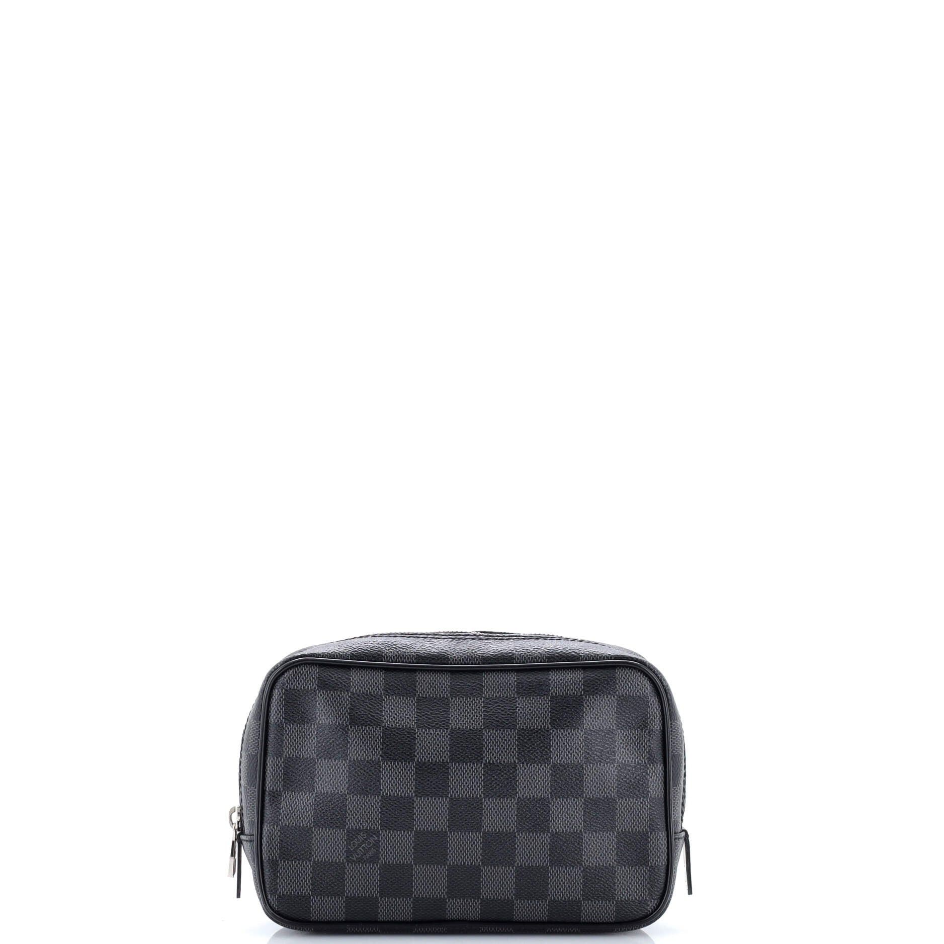 Louis Vuitton Toiletry Pouch Size ONE SIZE - 1 Thumbnail