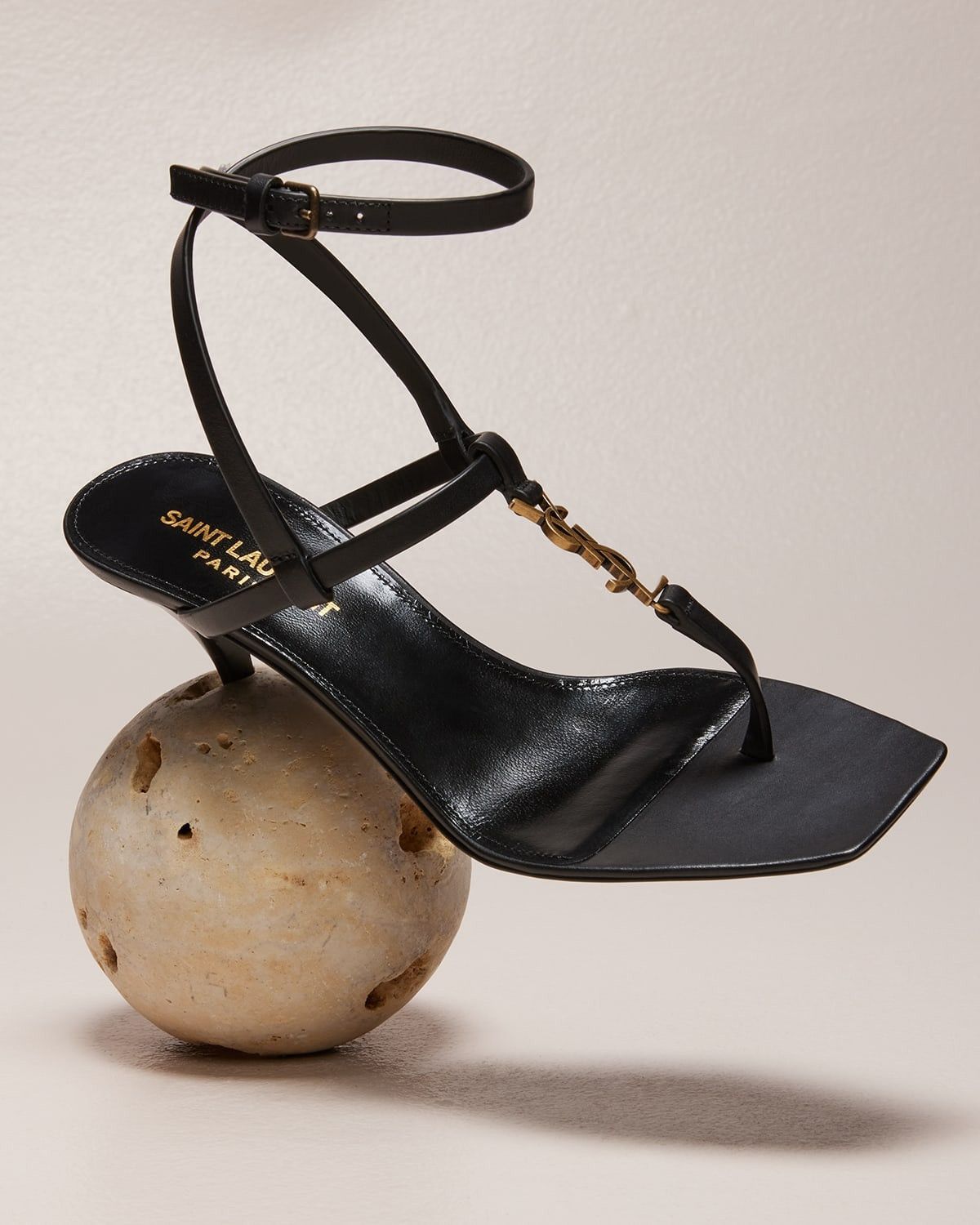 Saint Laurent Paris o1s1wg110725 Cassandra Sandals in Silk Satin in Black Size US 8.5 / IT 38.5 - 6 Thumbnail
