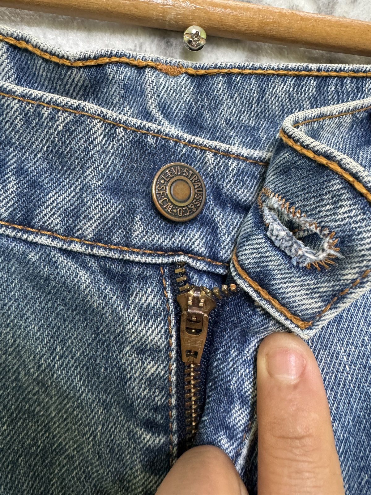 Levi's Levi’s Orange Tab 606 Grunge Distressed Straight Leg Denim Size US 29 - 8 Thumbnail
