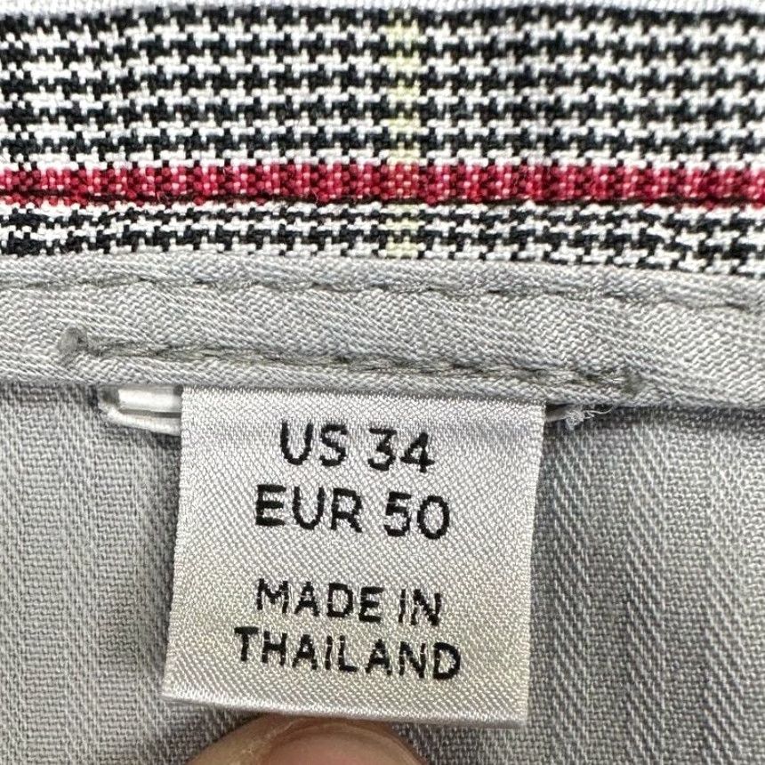 Cutter & Buck Cutter Buck Mens 34 Shorts Chino Grey Red Glen Check Golf Flat Front Stretch EUC Size US 34 / EU 50 - 4 Thumbnail