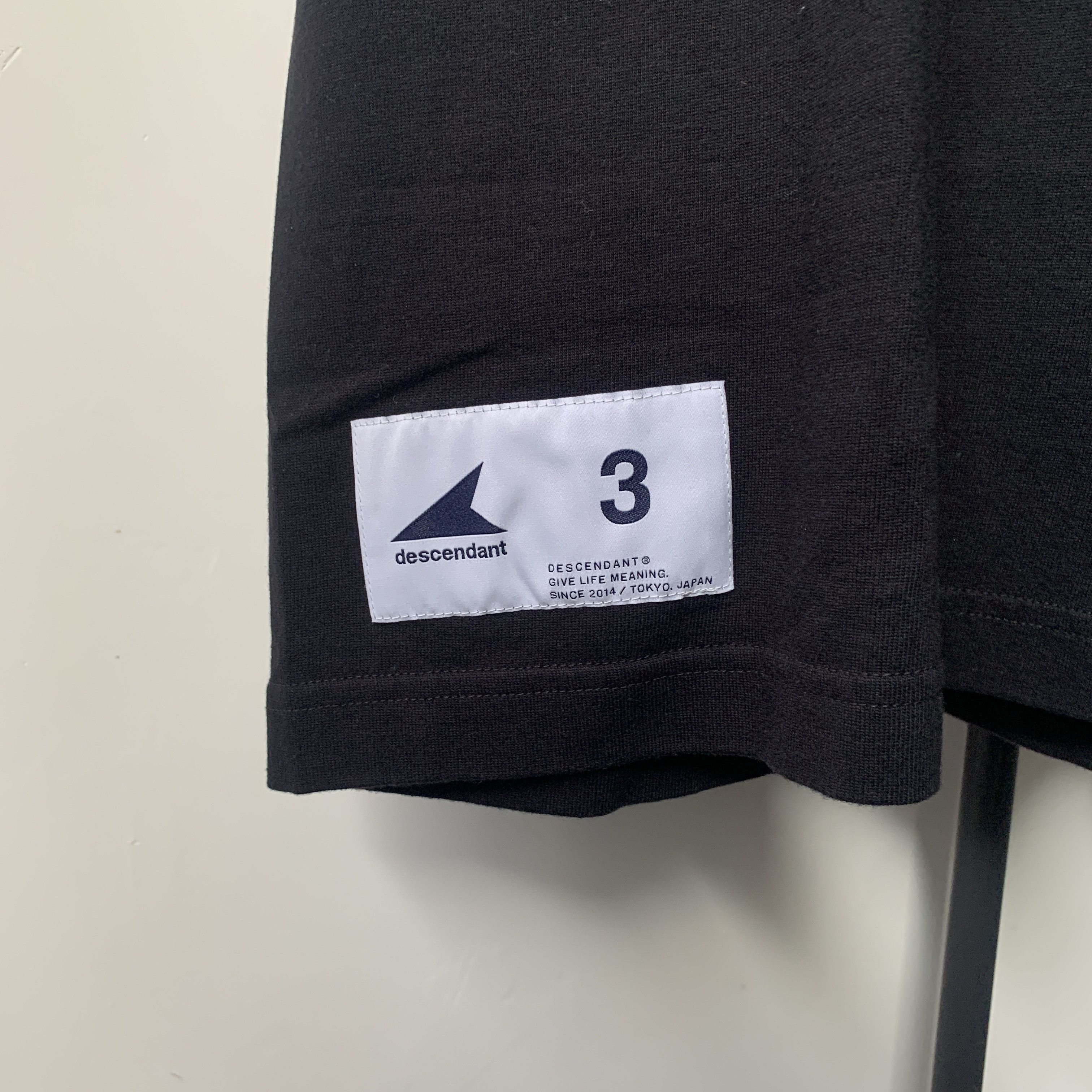 Japanese Brand Descendants CTS organic cotton crop ss Size US L / EU 52-54 / 3 - 5 Thumbnail