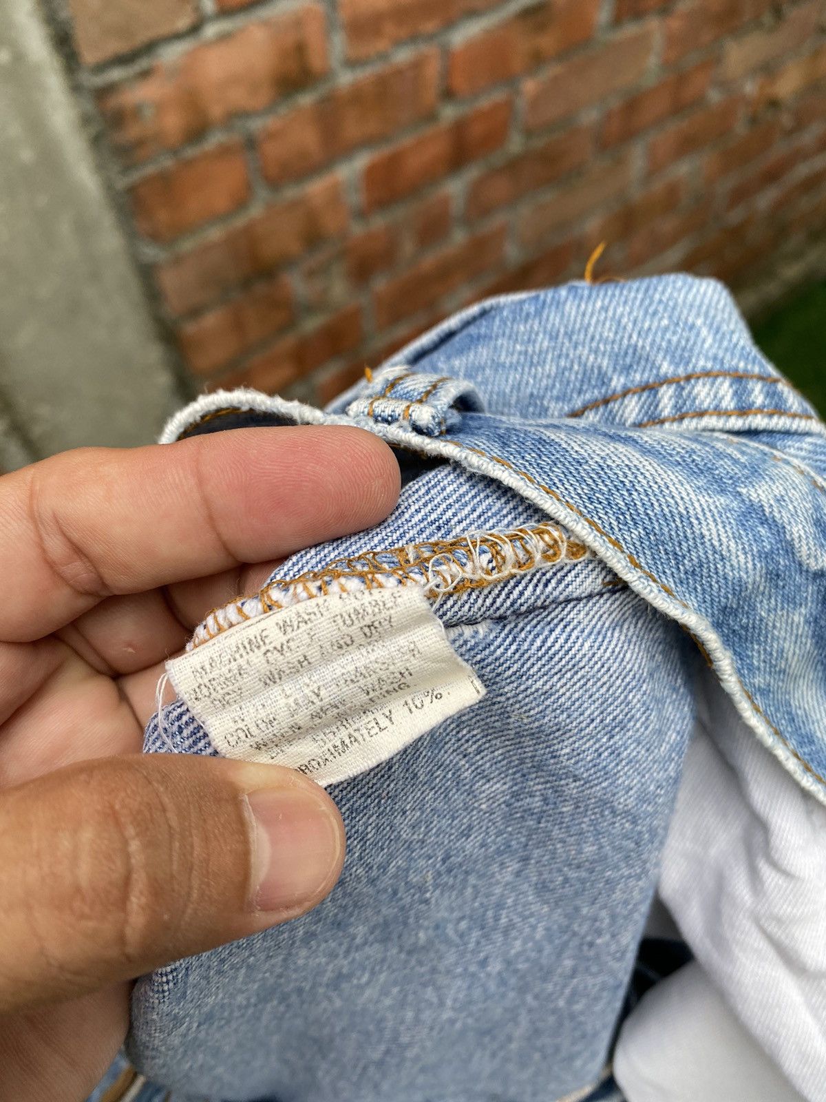 Levi's × Levi's Vintage Clothing × Vintage W29x28 vintage levi's 90s 501 made in USA Size US 29 - 5 Thumbnail