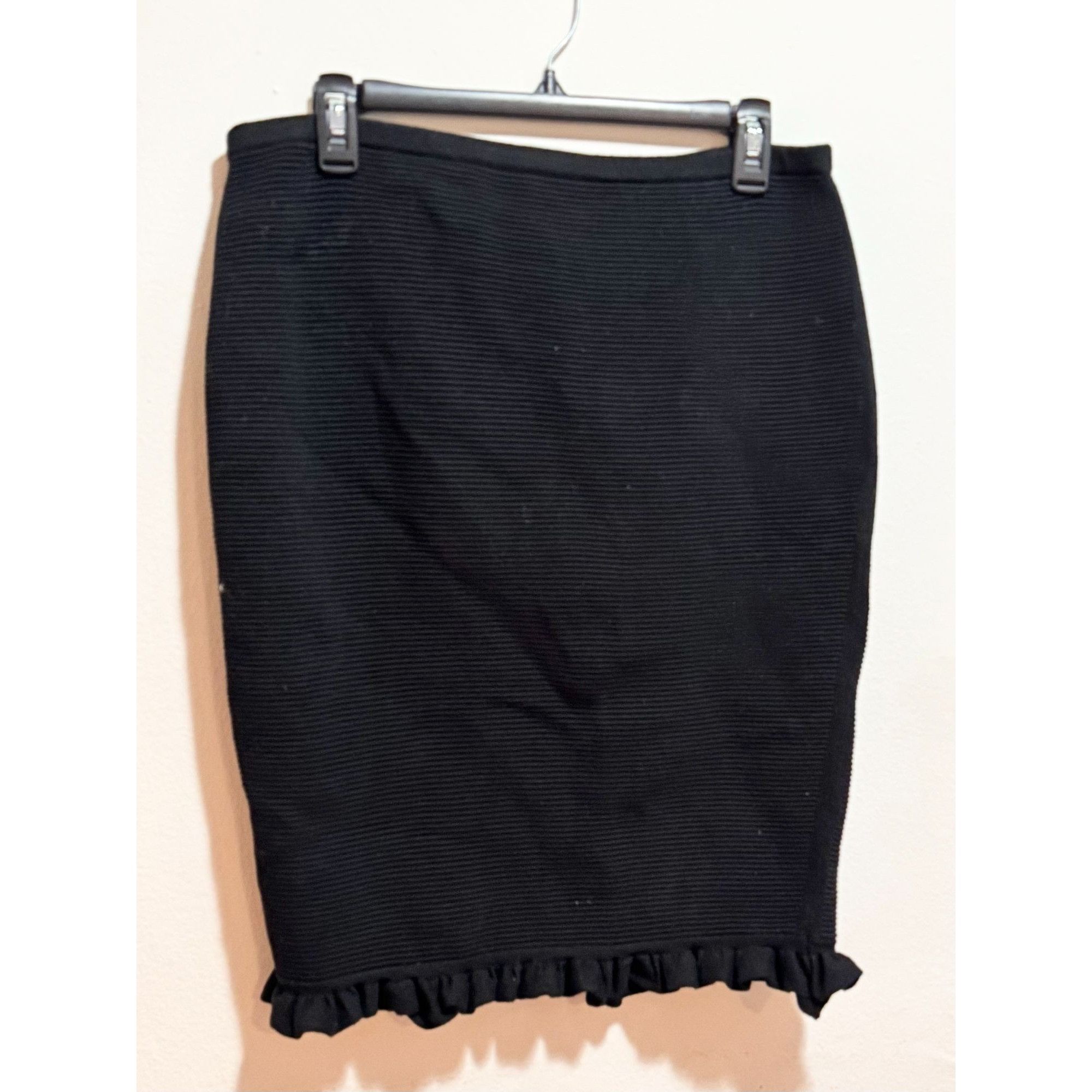 Other Max Studio Ribbed Ruffle Black Stretch Skirt Size L Size 28" / US 6 / IT 42 - 3 Thumbnail
