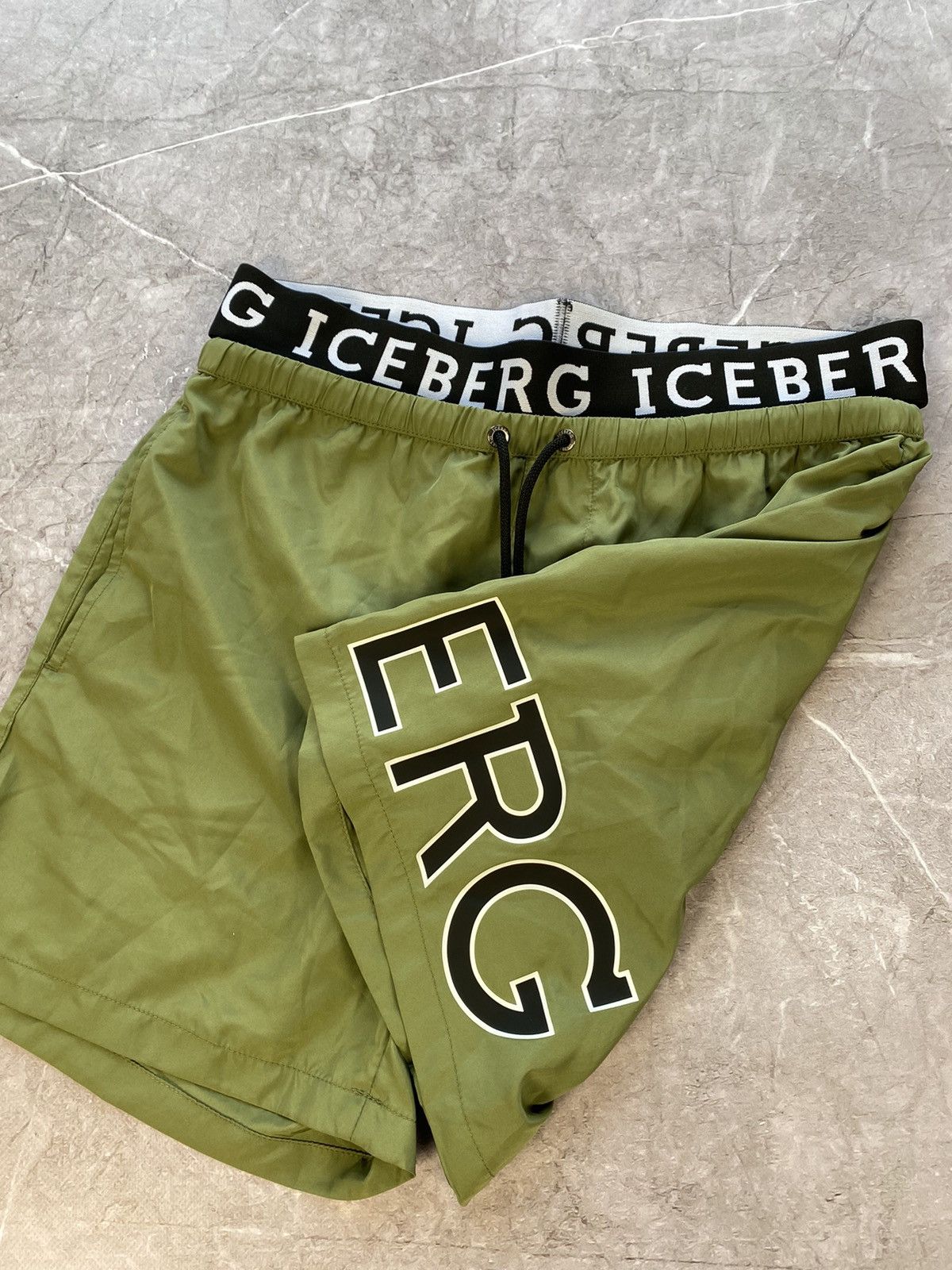 Iceberg × Vintage Rare Iceberg Beach Wear Big Logo Olive Shorts Size US 32 / EU 48 - 5 Thumbnail