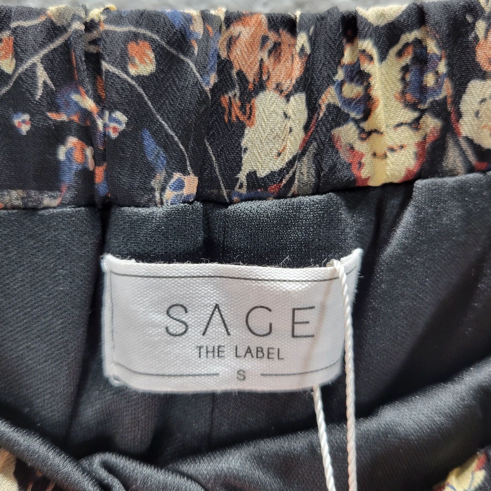 Vintage Sage The Label Black Tiered Floral Skirt Mini Crochet Trim Pull On Lined S NWT Womens Skirt Floral Tiered Party/Cocktail Short SAGE Skirt Womens Size 28" / US 6 / IT 42 - 3 Thumbnail