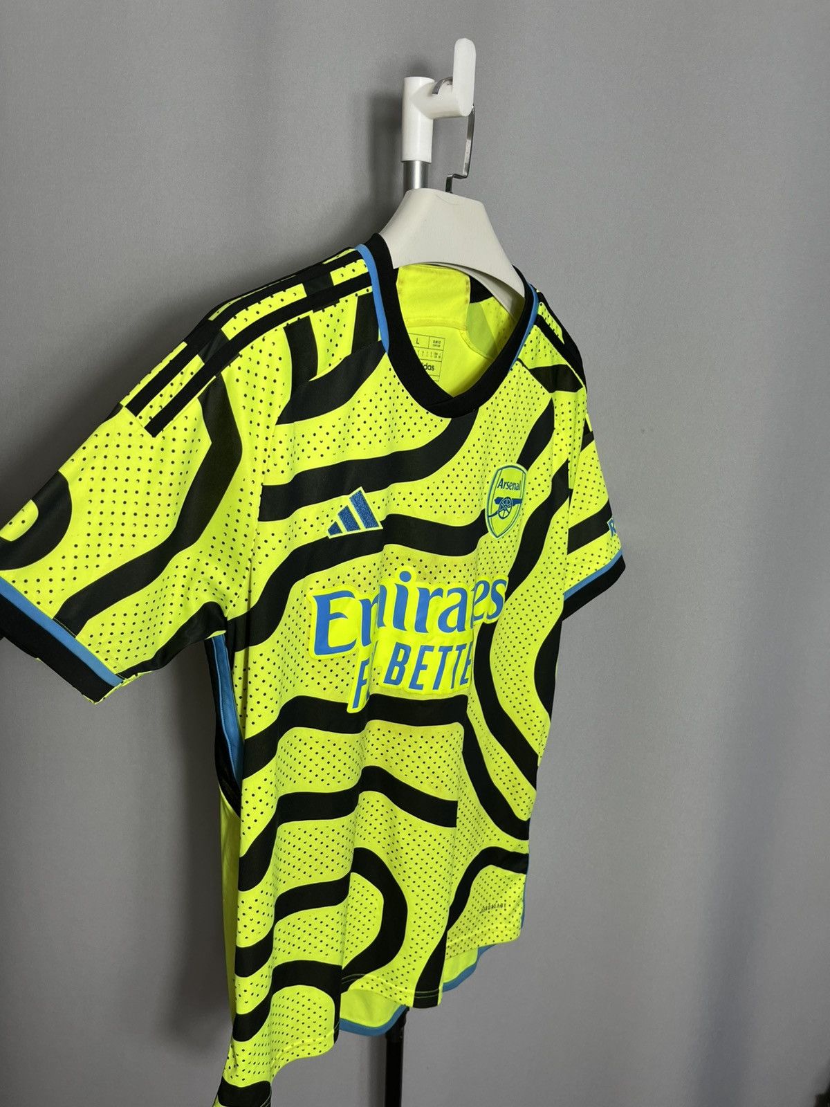 Adidas Odegaard #8 Arsenal Jersey Third shirt 2023 2024 Adidas Men Size US L / EU 52-54 / 3 - 7 Thumbnail