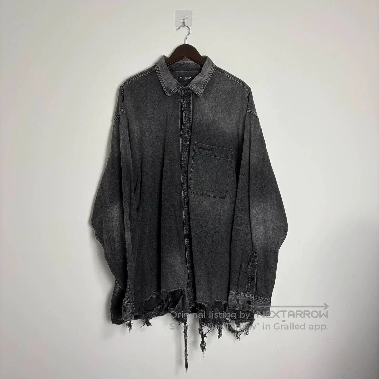 Balenciaga Balenciaga SS21 Ripped Denim Jacket Shirt. Size US L / EU 52-54 / 3 - 1 Thumbnail
