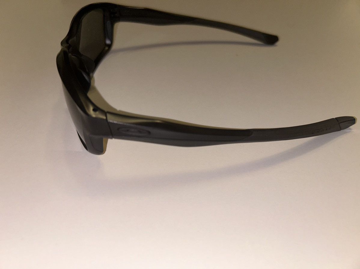 Oakley Oakley sunglasses Size ONE SIZE - 2 Thumbnail