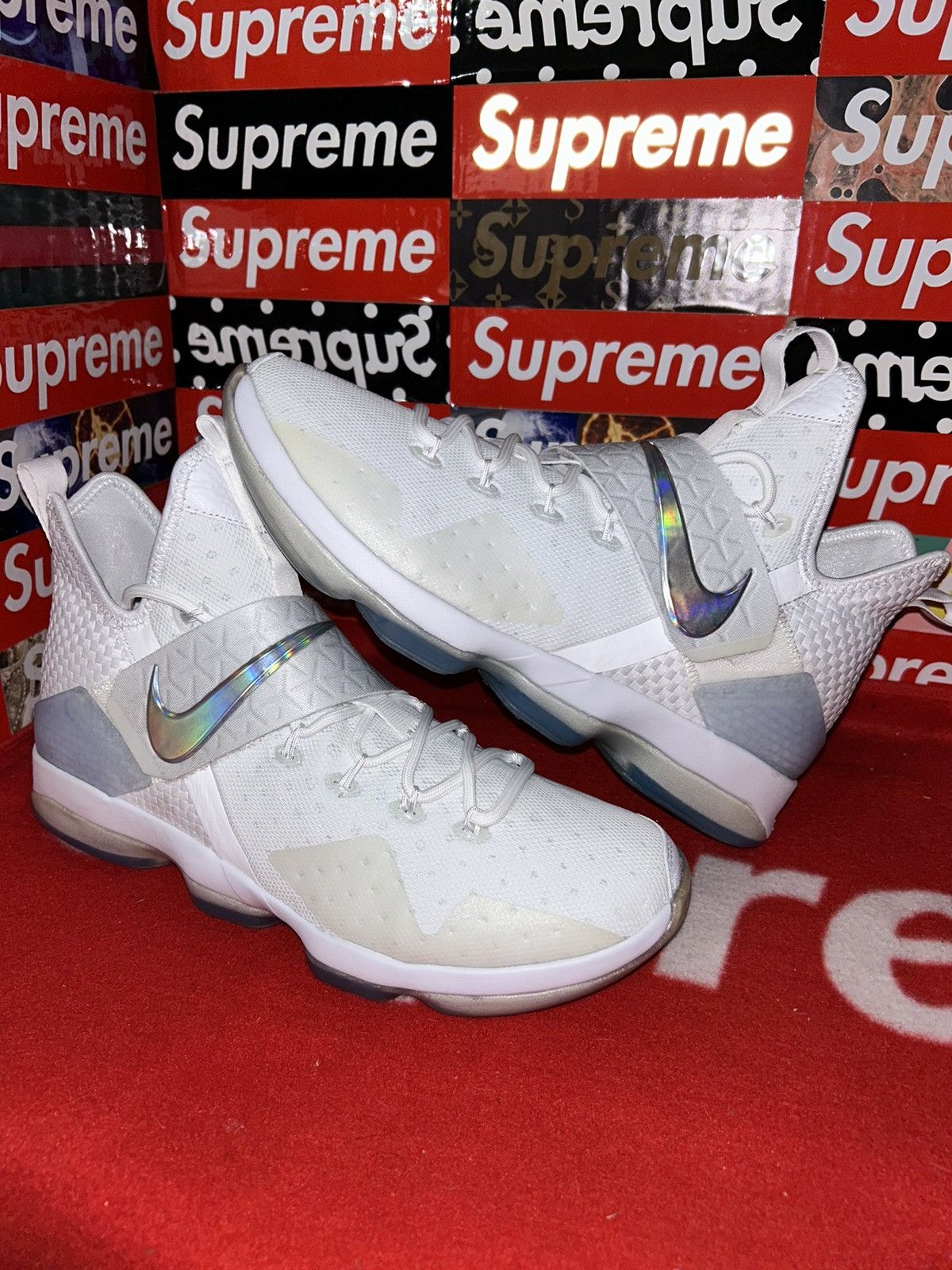 Nike Lebron 14 Time To Shine 860631-900 size 12 NEW 2016